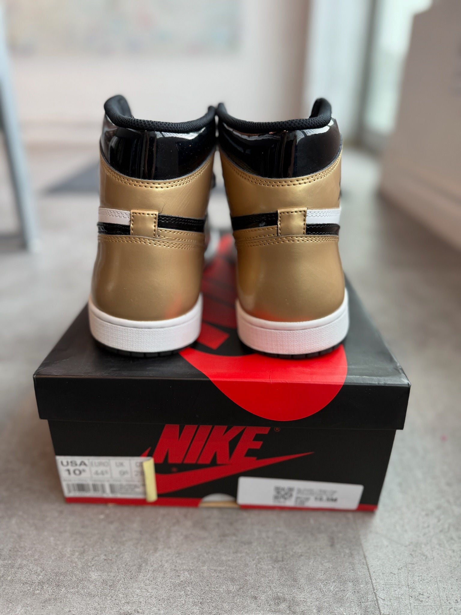 Air Jordan 1 Retro High NRG Patent Gold Toe - Pre-Owned Size 10.5