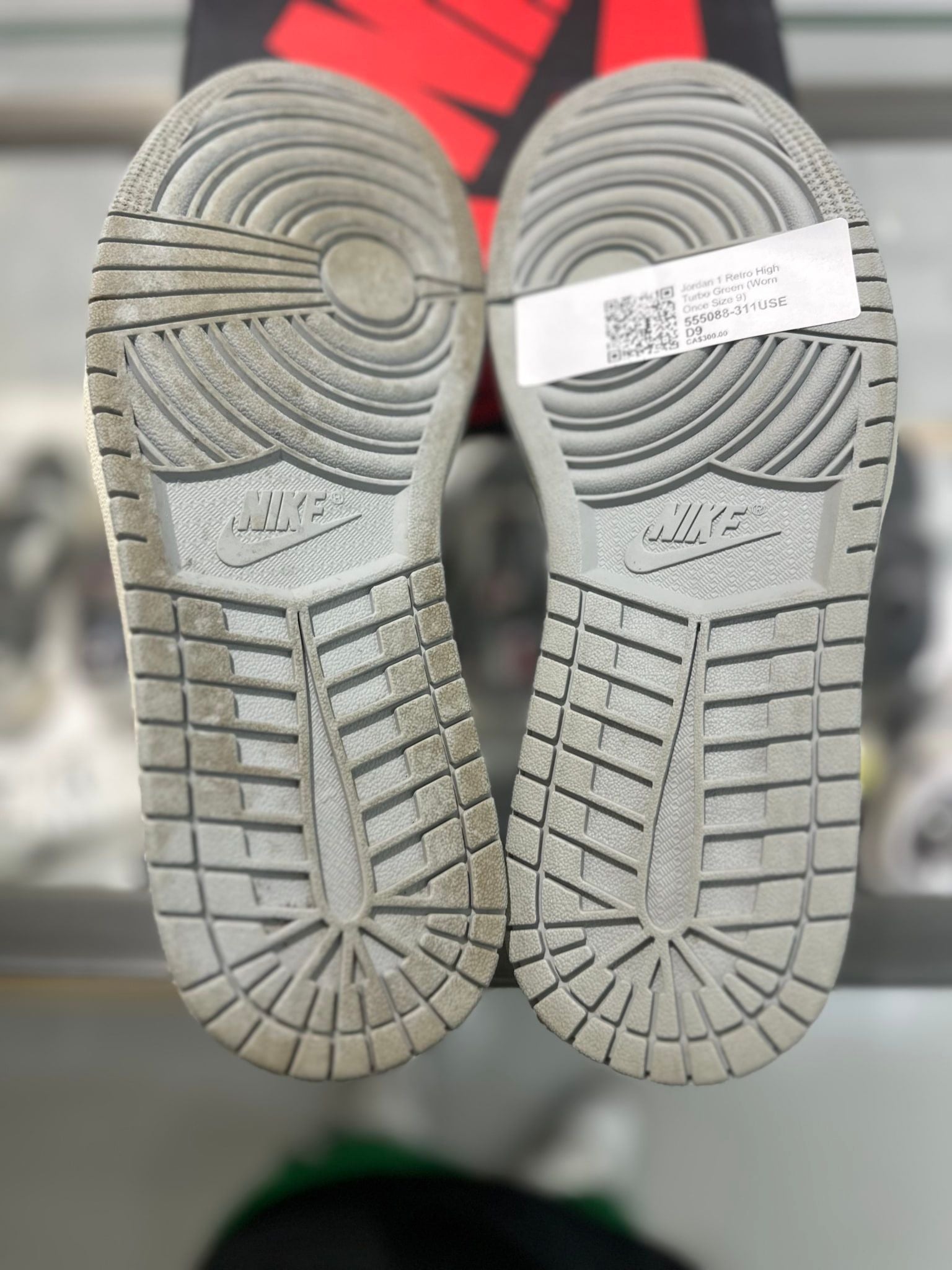 Jordan 1 Retro High Turbo Green - Pre-Owned Size 9 (Worn Once)