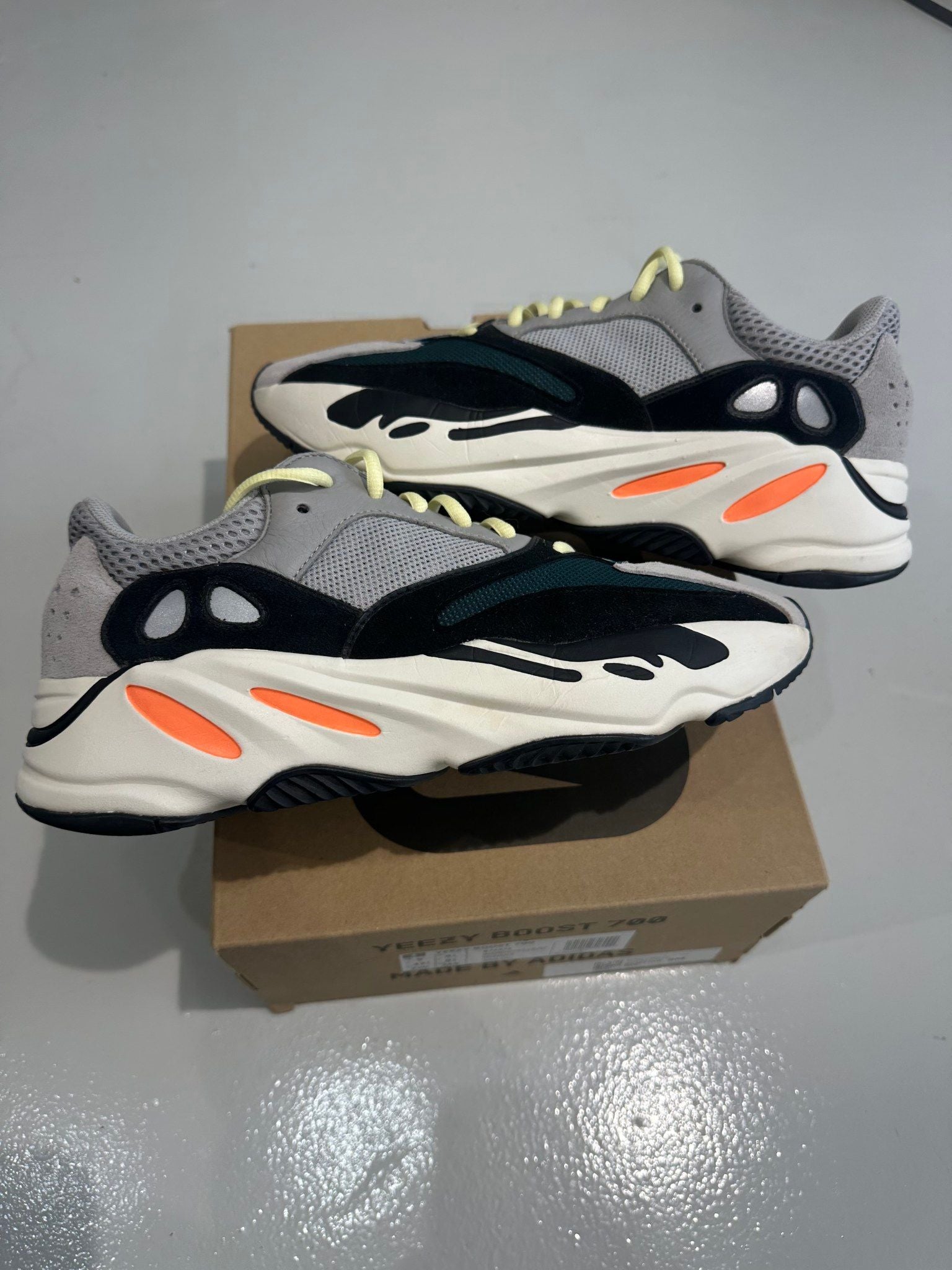 Adidas Yeezy Boost 700 V1 Wave Runner - Pre-Owned Size 9