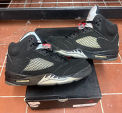 Jordan 5 Retro Black Metallic (2016) - Pre-Owned Size 9