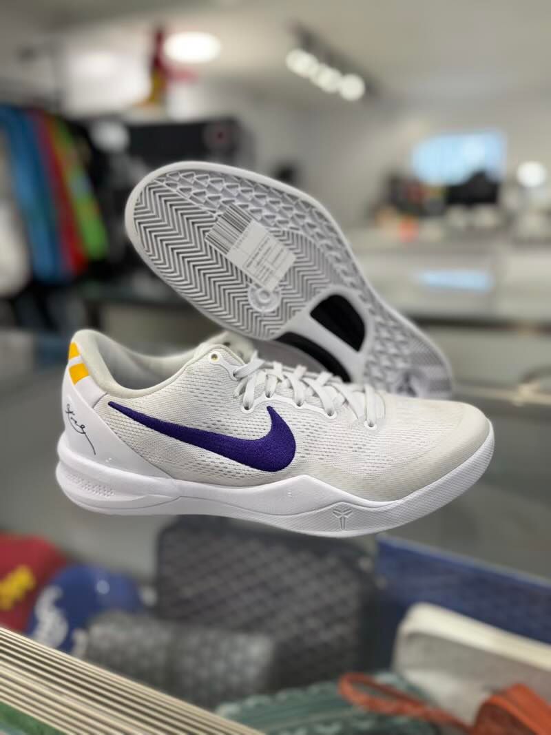 Nike Kobe 8 Protro Lakers Home - Pre-Owned Size 9.5 (No original box)