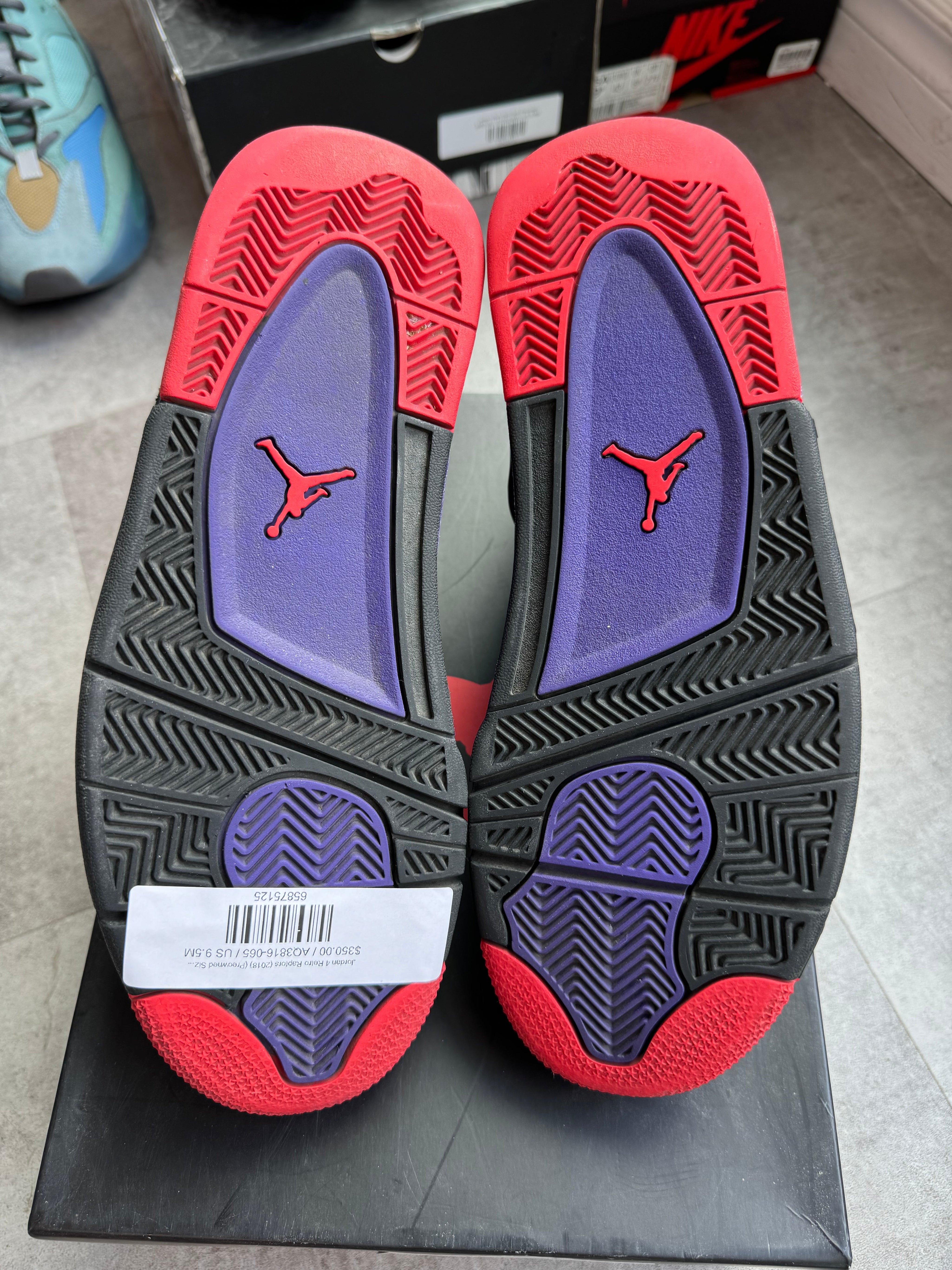 Jordan 4 Retro Raptors (2018) - Pre-Owned Size 9.5