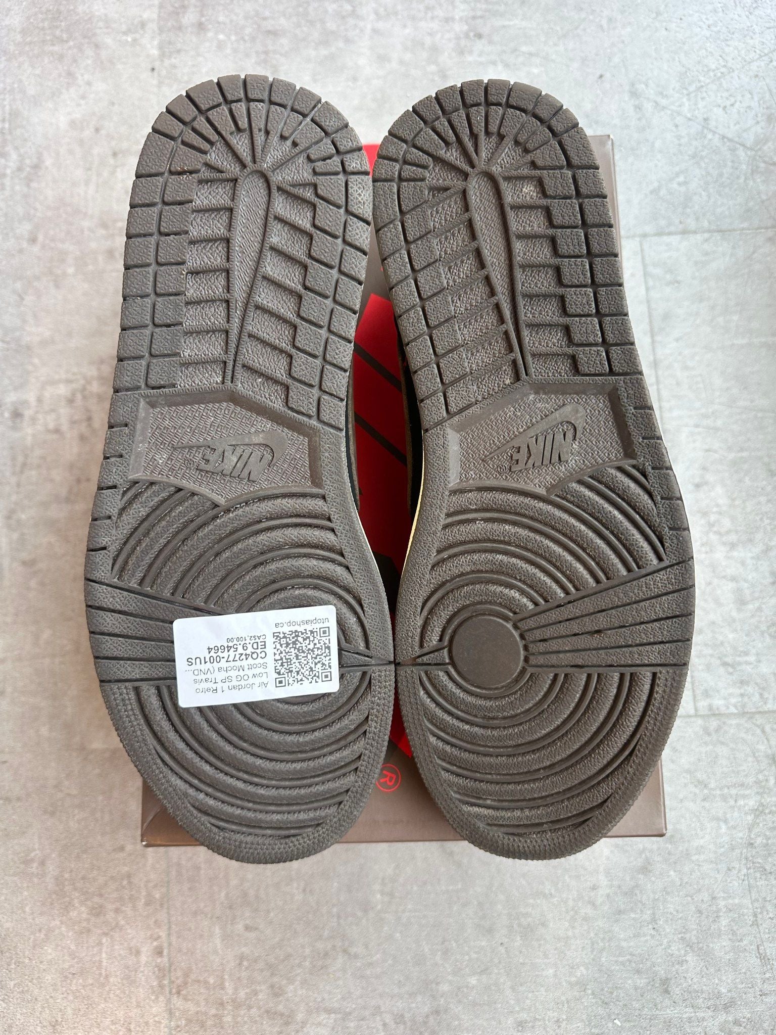 Air Jordan 1 Retro Low OG SP Travis Scott Mocha - Pre-Owned Size 9.5