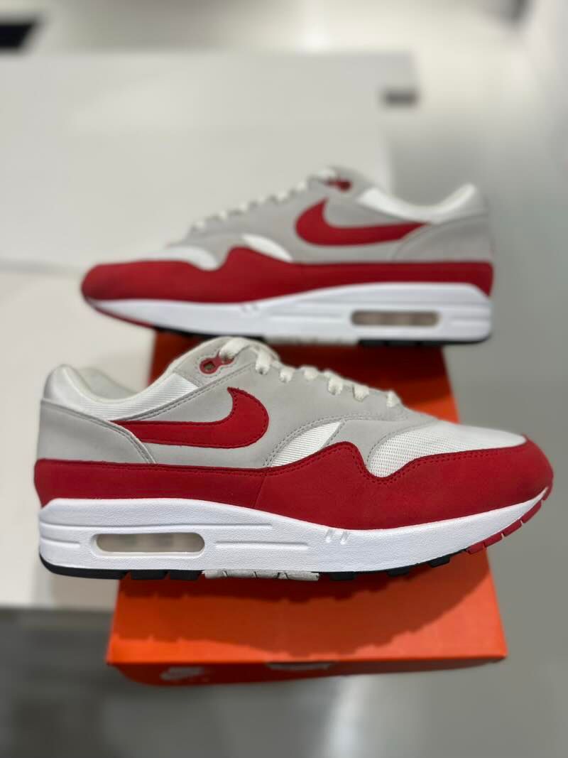 Nike Air Max 1 Anniversary Red (2017) - Pre-Owned Size 9