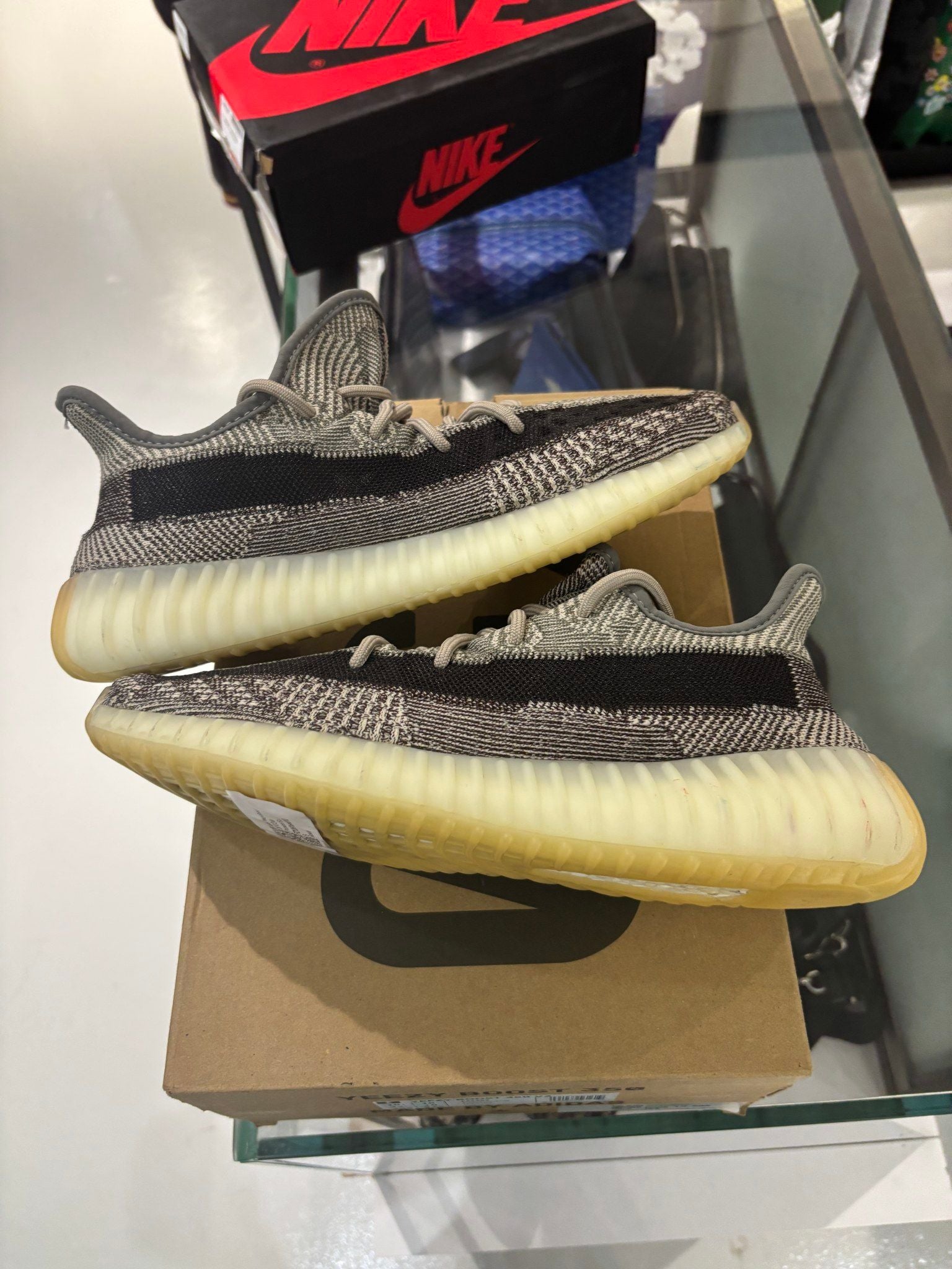 Adidas Yeezy Boost 350 V2 Zyon - Pre-Owned Size 10.5