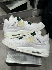 Jordan 4 Retro Classic Green - Pre-Owned Size 10