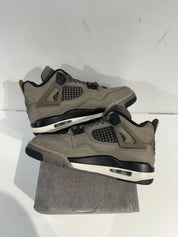 Jordan 4 Retro Cave Stone (GS) - Pre-Owned Size 4Y