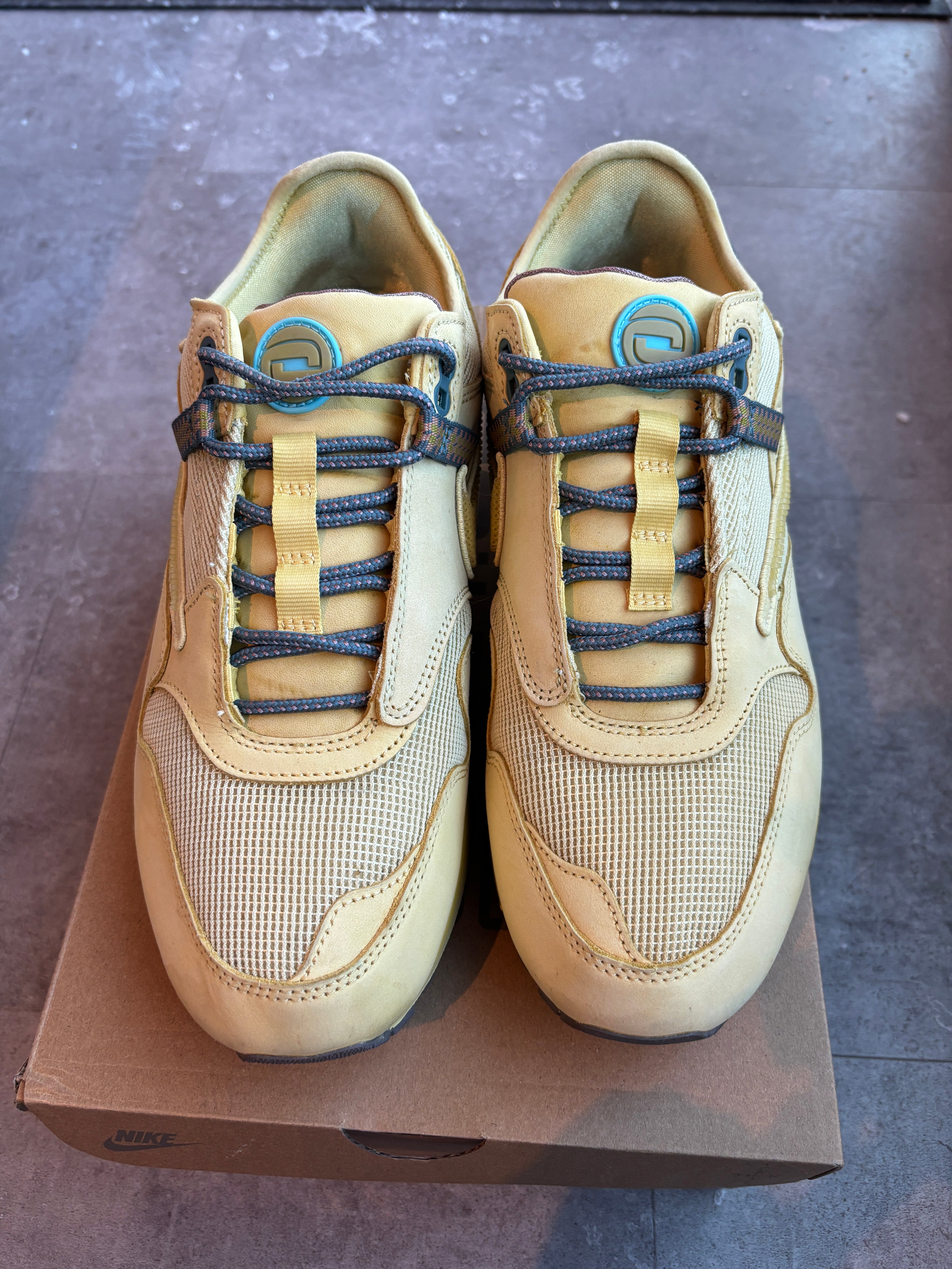 Nike Air Max 1 Travis Scott Cactus Jack Saturn Gold (Preowned Size 11)