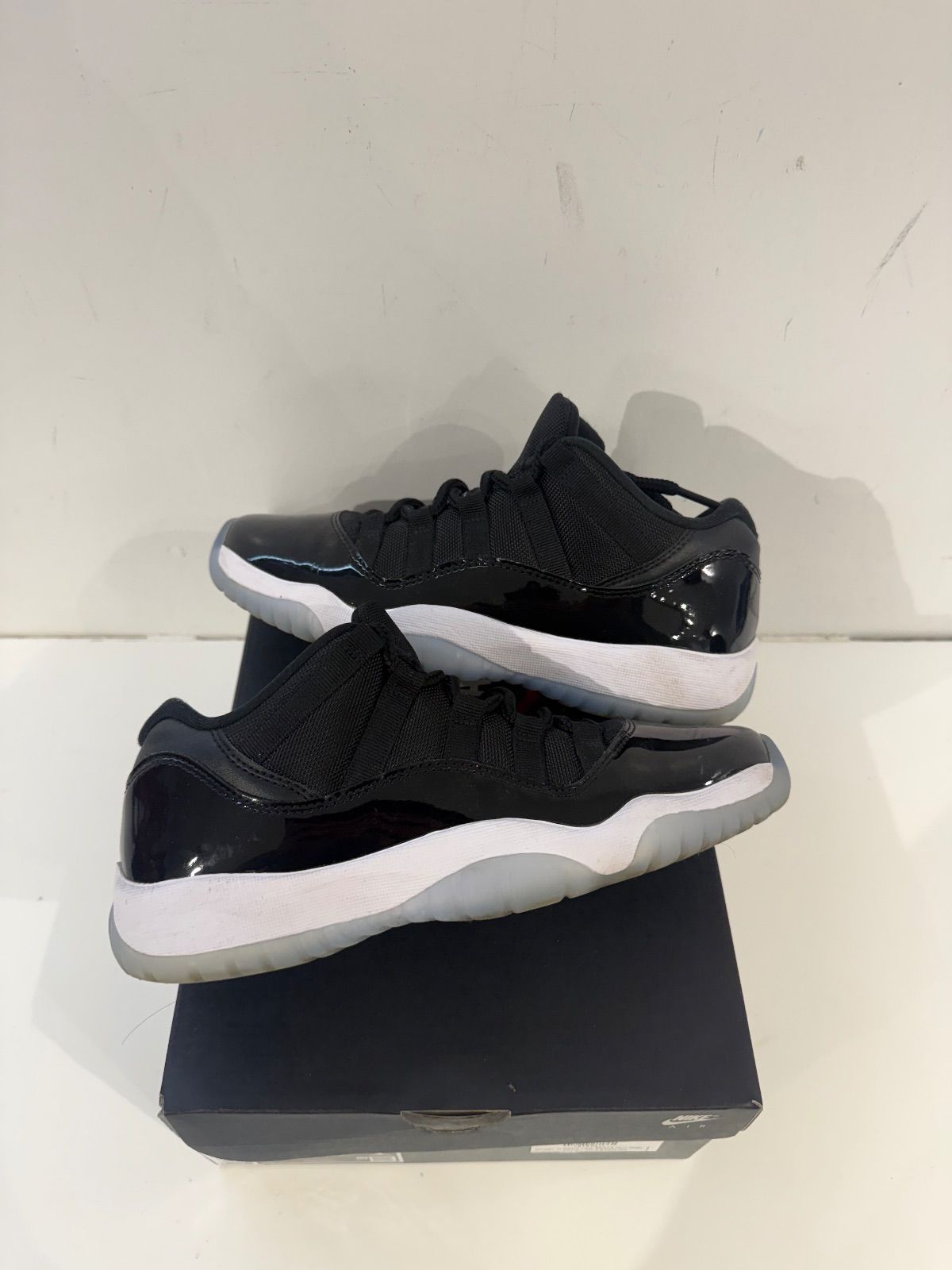 Jordan 11 Retro Low Space Jam (GS) - Pre-Owned Size 6Y