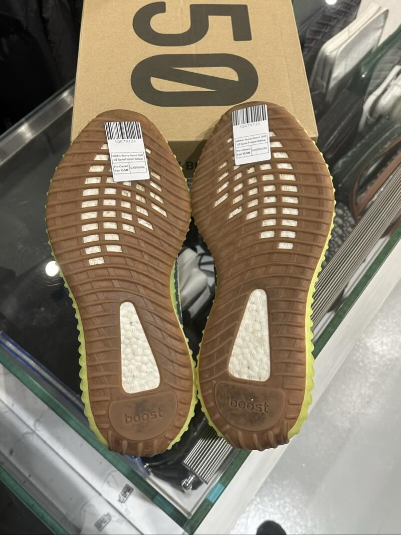 adidas Yeezy Boost 350 V2 Semi Frozen Yellow - Pre-Owned Size 10.5M