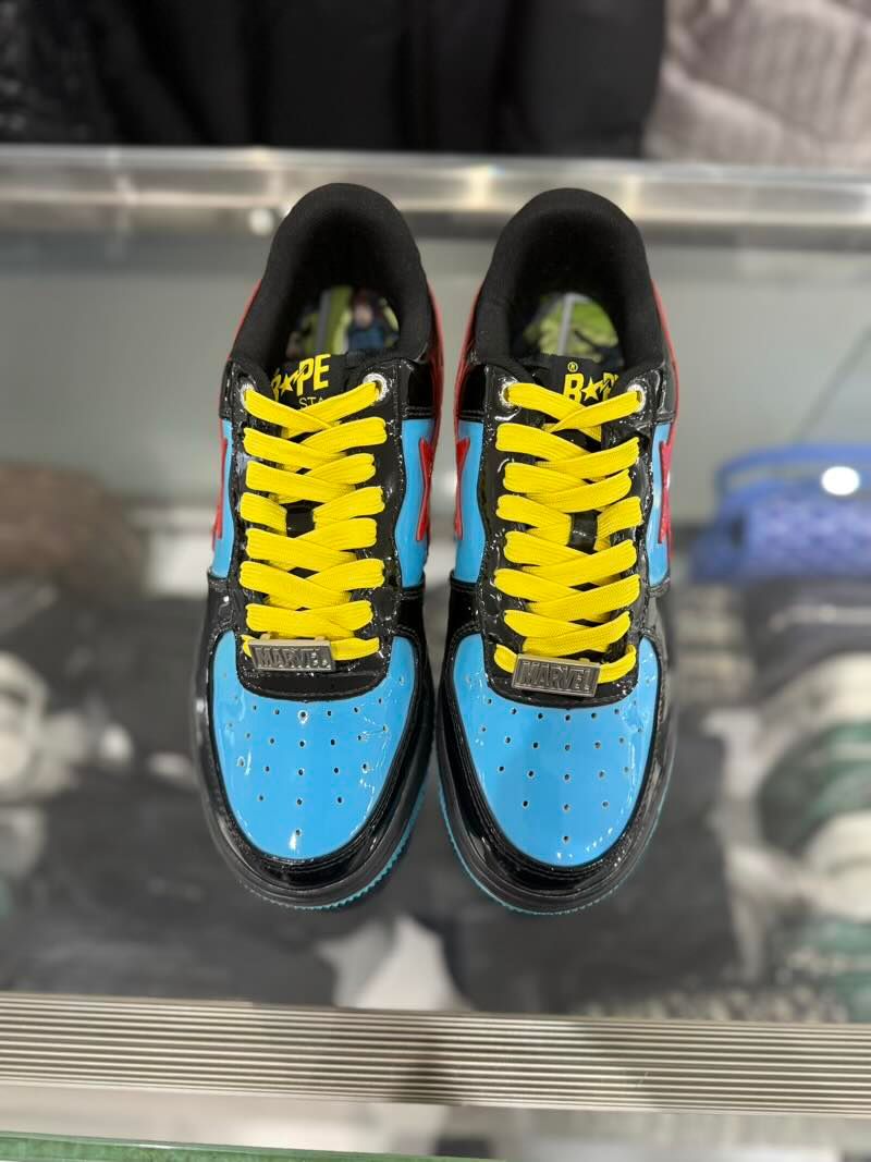 A Bathing Ape Bape Sta Marvel Comics Black Widow (2022) - Lightly Pre-Owned Size 8 (No Original Box)