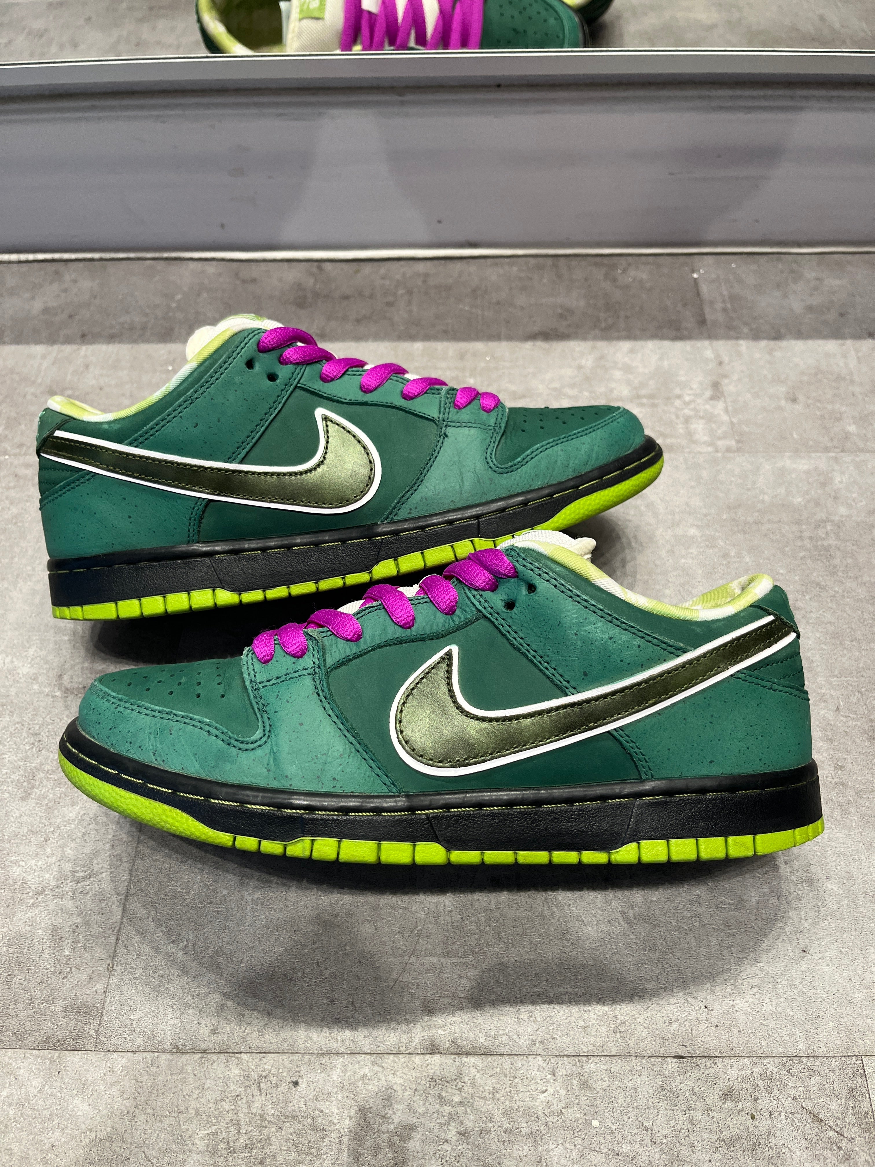 Nike SB Dunk Low Concepts Green Lobster - Pre-Owned Size 8.5 (No original box)