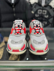 Balenciaga Triple S Sneaker Grey Red - Pre-Owned Size 43