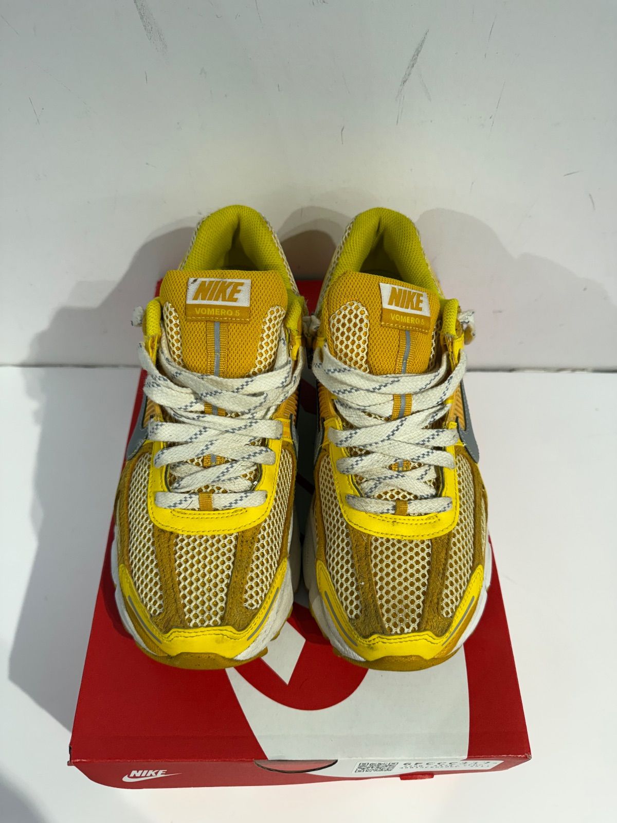 Nike Zoom Vomero 5 Yellow Ochre - Pre-Owned Size 8M