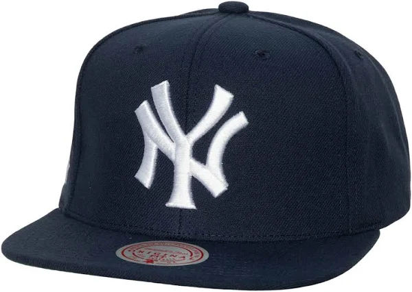 Mitchell & Ness Men's New York Yankees Cooperstown Collection Evergreen Snapback Hat