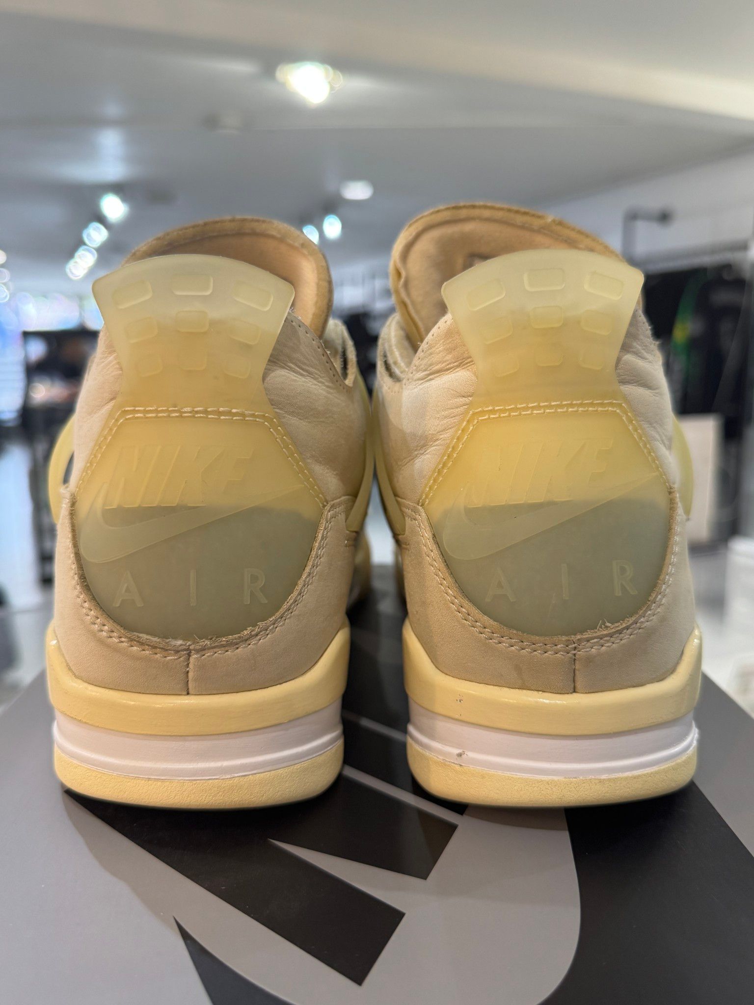 Jordan 4 Retro Off-White Sail (Women's) - Pre-Owned Size 9.5M/11W (No original box)