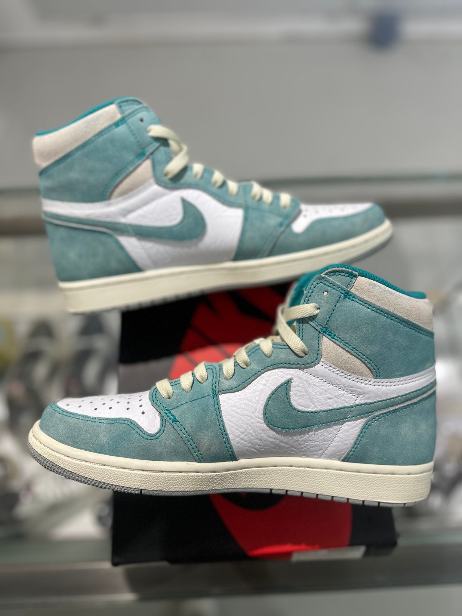 Jordan 1 Retro High Turbo Green - Pre-Owned Size 9 (Worn Once)