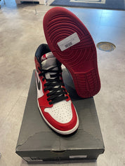 Jordan 1 Retro High Chicago (2015) - Pre-Owned Size 10.5
