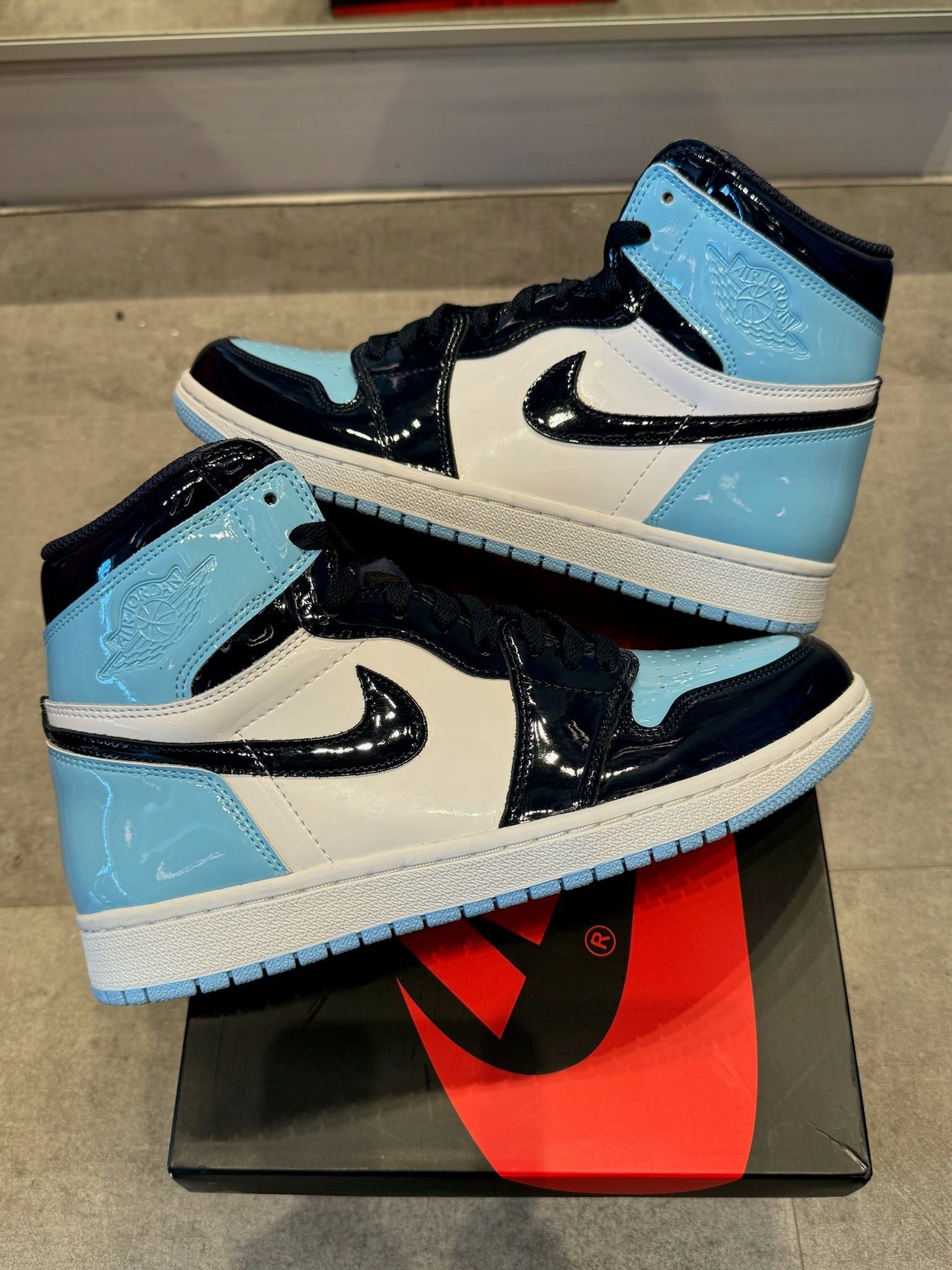 Jordan 1 Retro High UNC Patent (W) - Pre-Owned Size 7.5