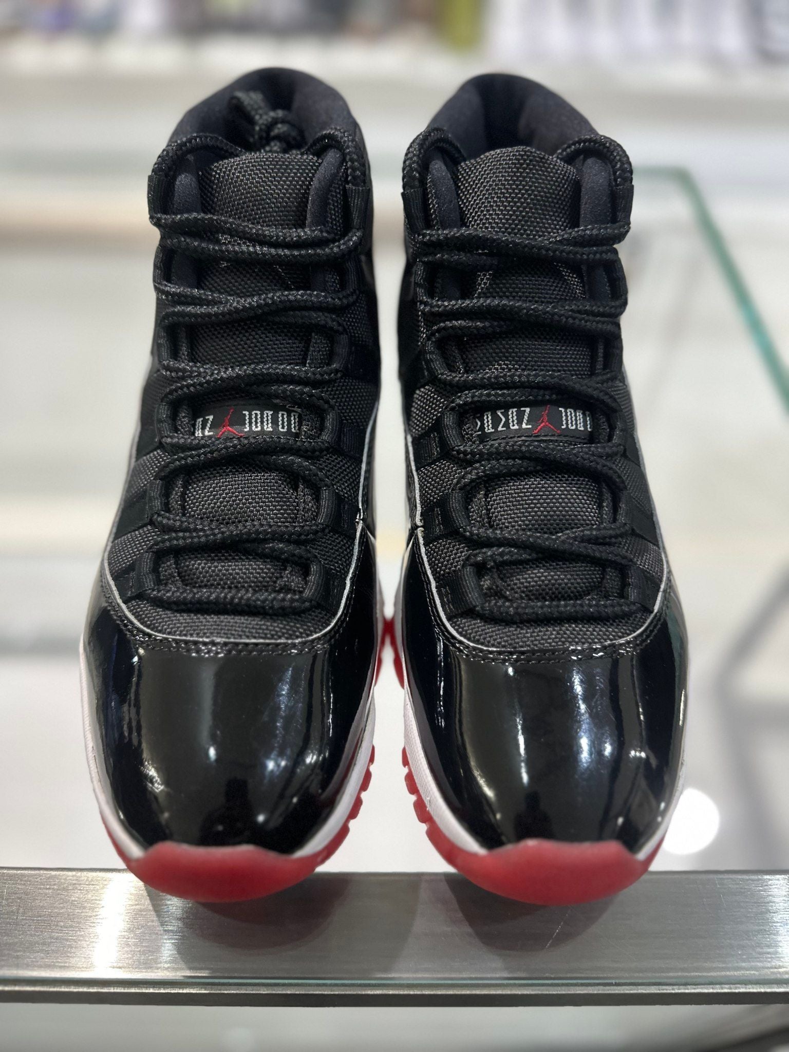 Jordan 11 Retro Playoffs Bred (2019) (Lightly Used Size 8.5 NB) - Pre-Owned (No original box)