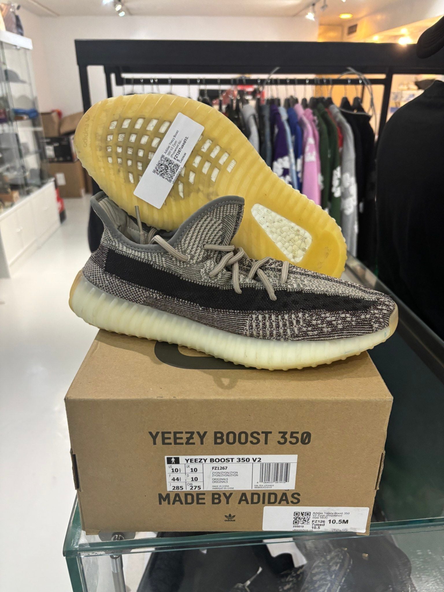 Adidas Yeezy Boost 350 V2 Zyon - Pre-Owned Size 10.5