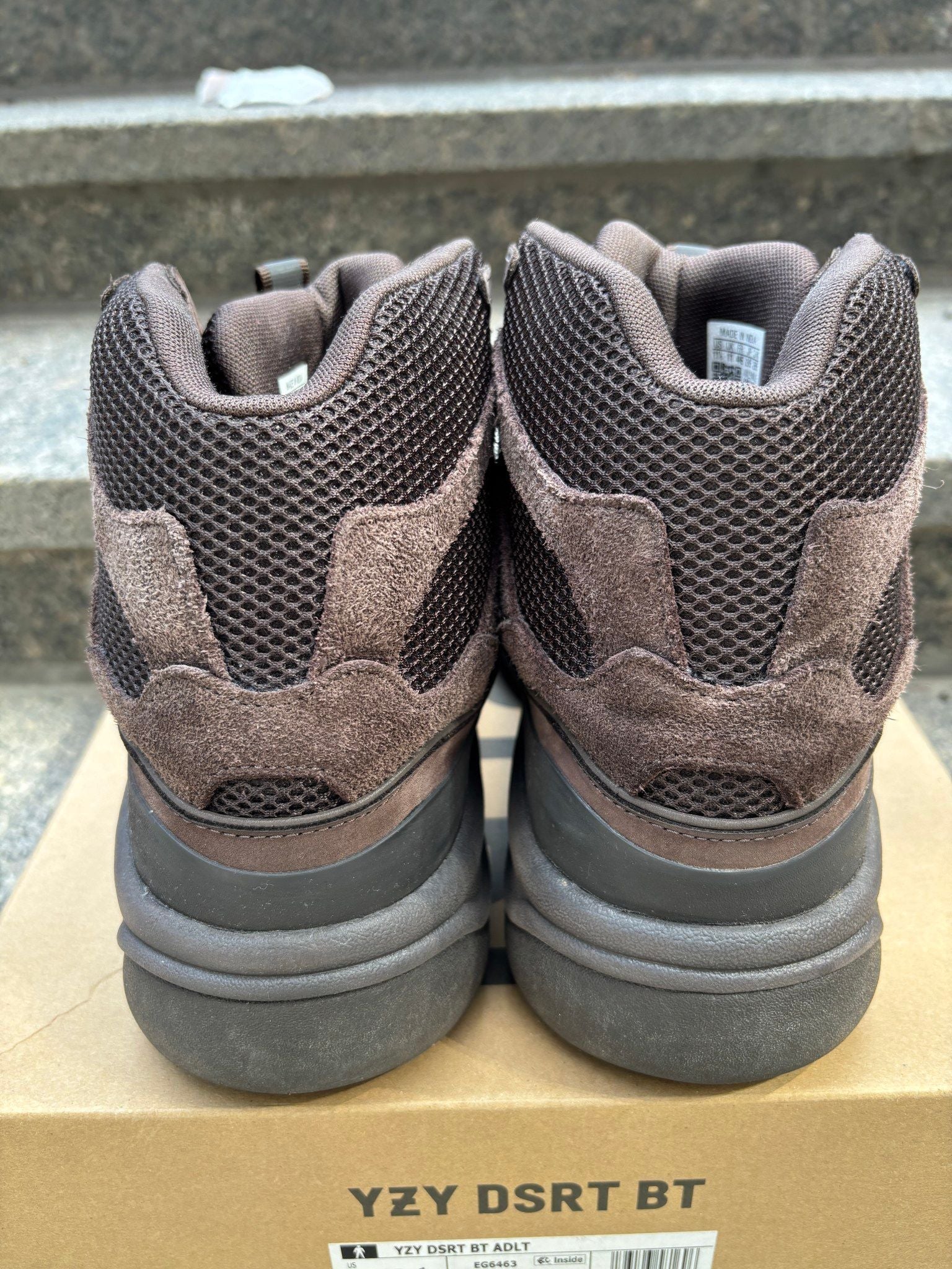 Adidas Yeezy Desert Boot Oil - Pre-Owned Size 11.5