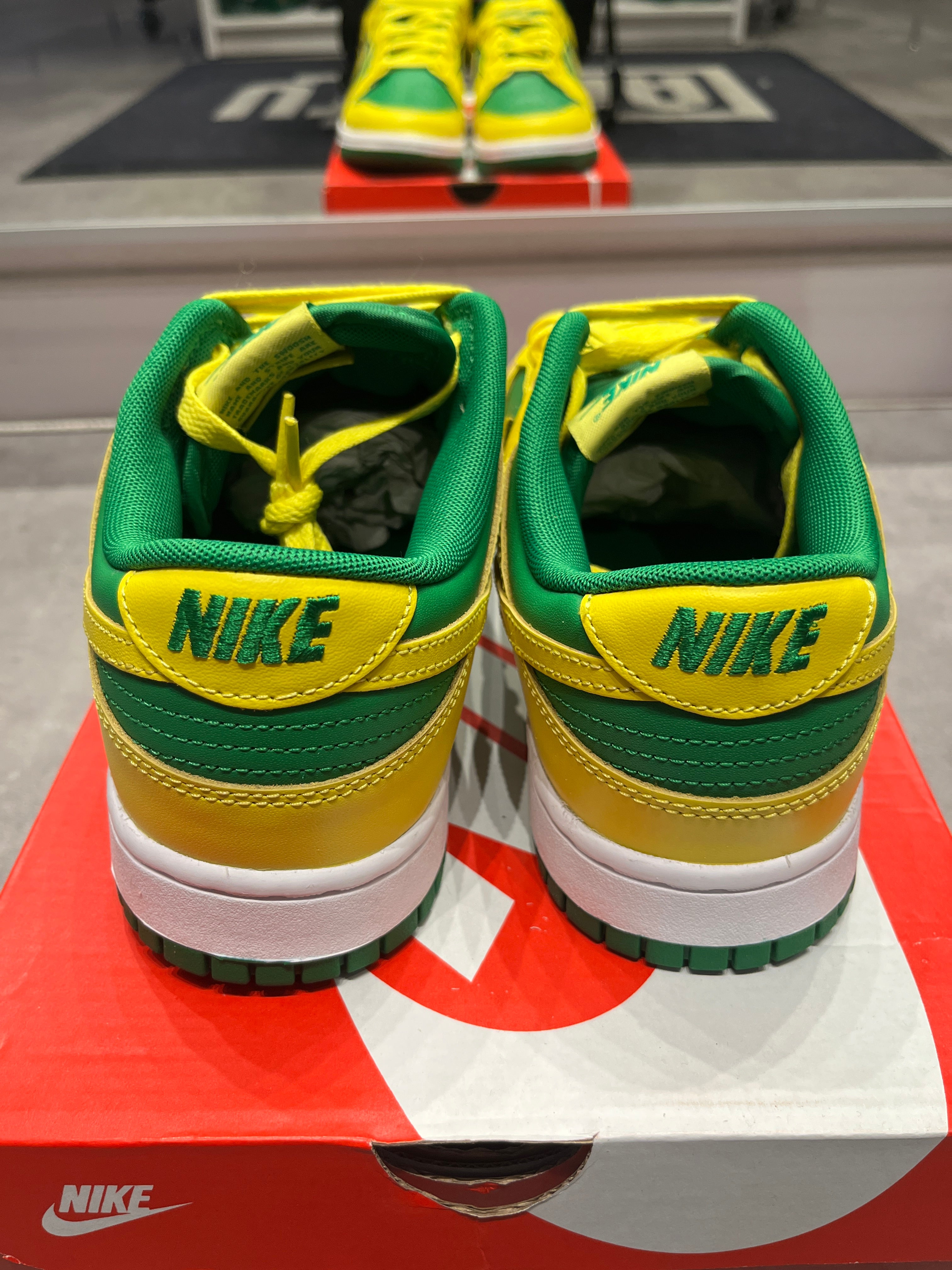 Nike Dunk Low Reverse Brazil (Preowned) – Utopia Shop