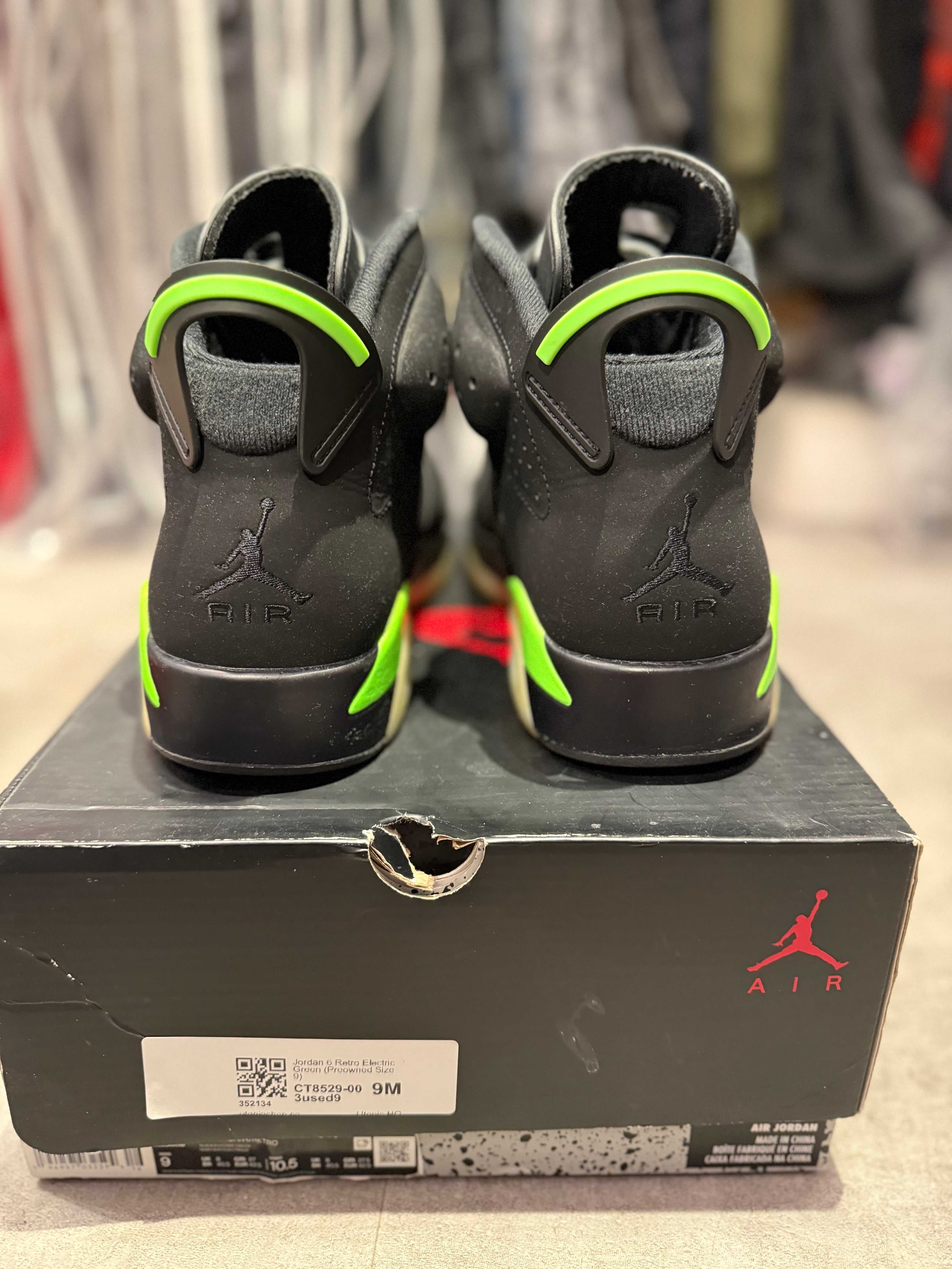 Jordan 6 Retro Electric Green (Preowned Size 9)