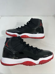 Jordan 11 Retro Playoffs Bred (2019) - Pre-Owned Size 9.5 (No original box)