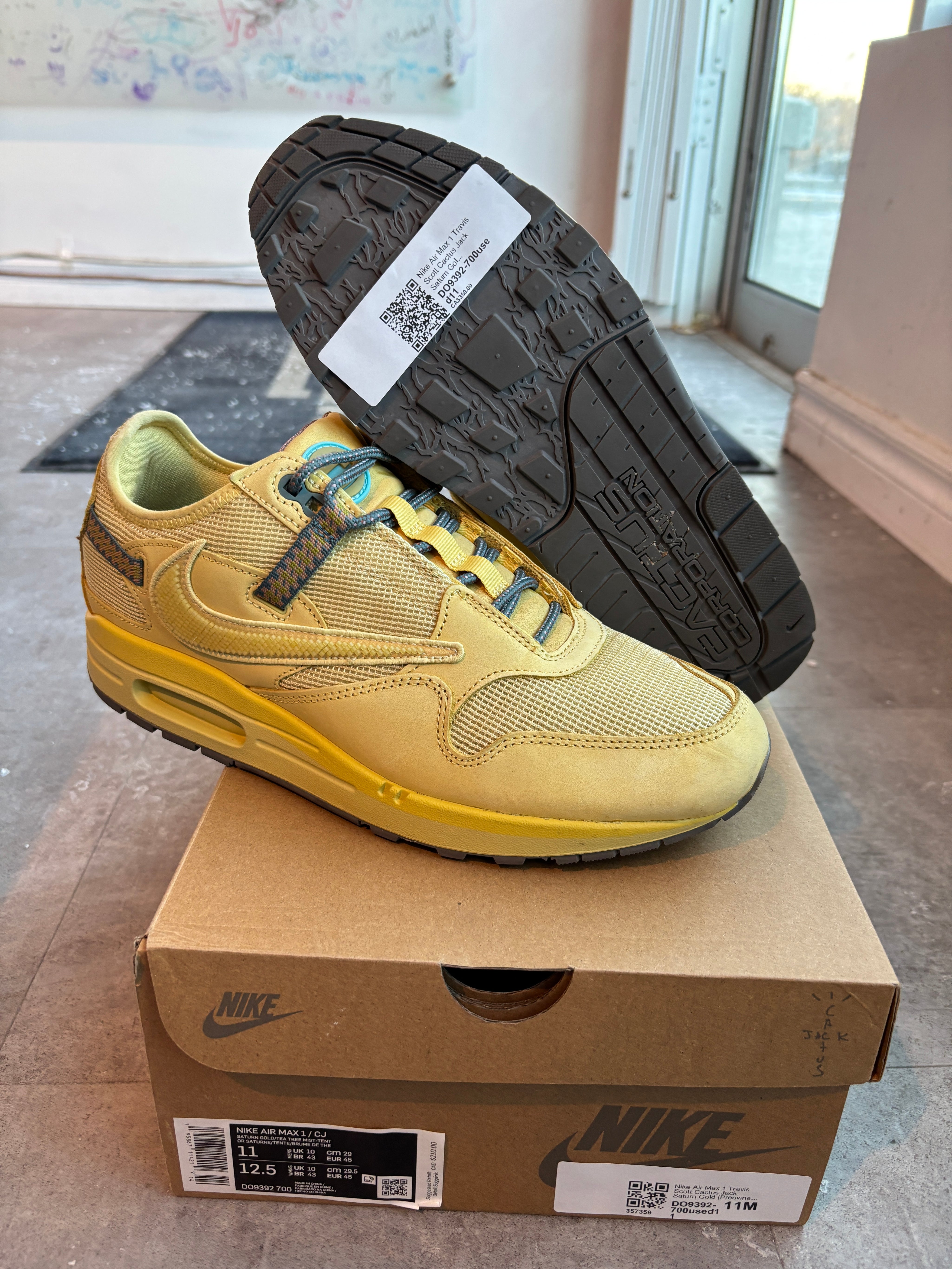 Nike Air Max 1 Travis Scott Cactus Jack Saturn Gold (Preowned Size 11)