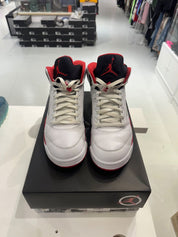 Jordan 5 Retro Fire Red Black Tongue (2025) - Pre-Owned Size 9.5 (No original box)