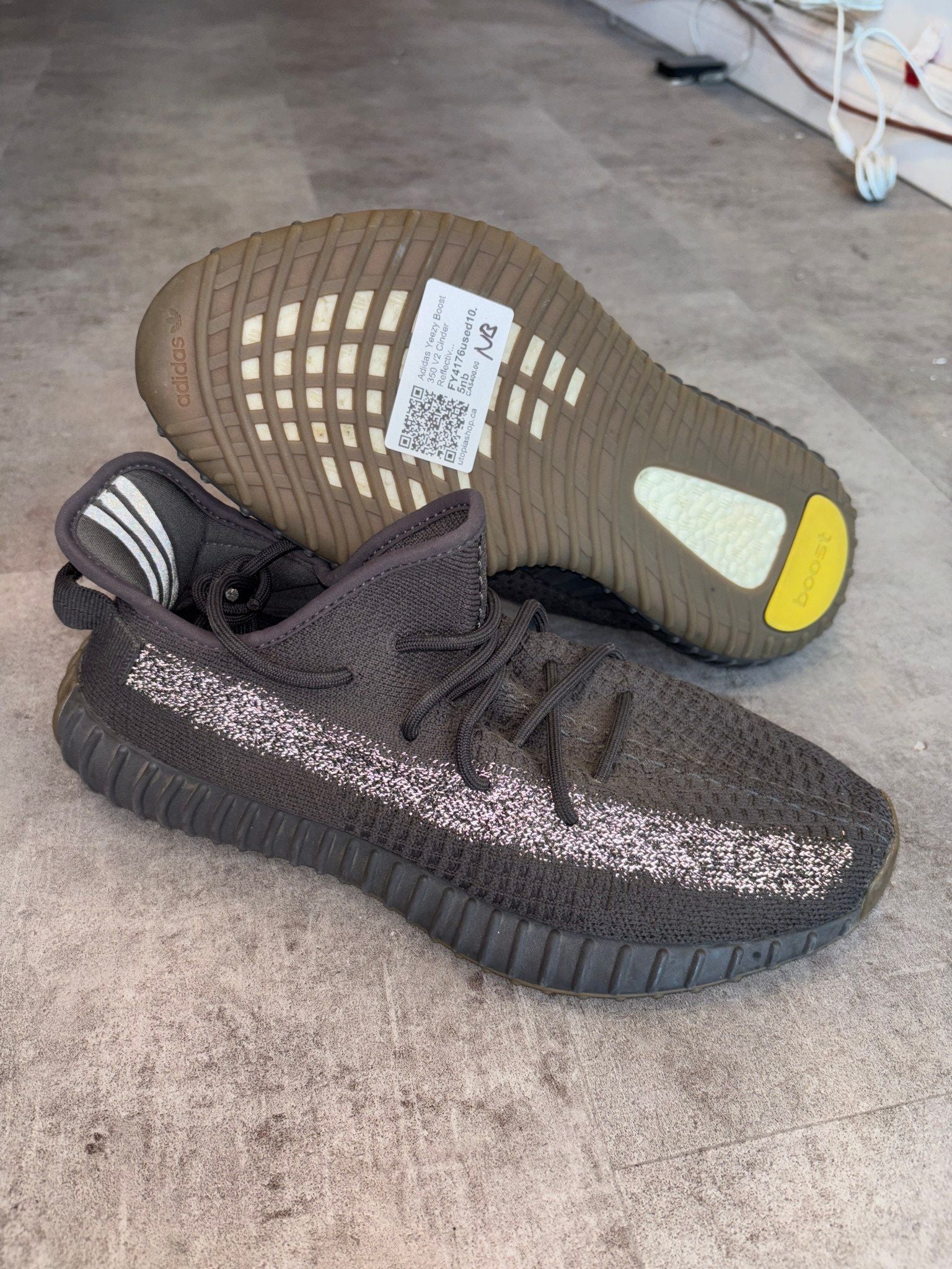 Adidas Yeezy Boost 350 V2 Cinder Reflective - Pre-Owned Size 10.5 (No original box)