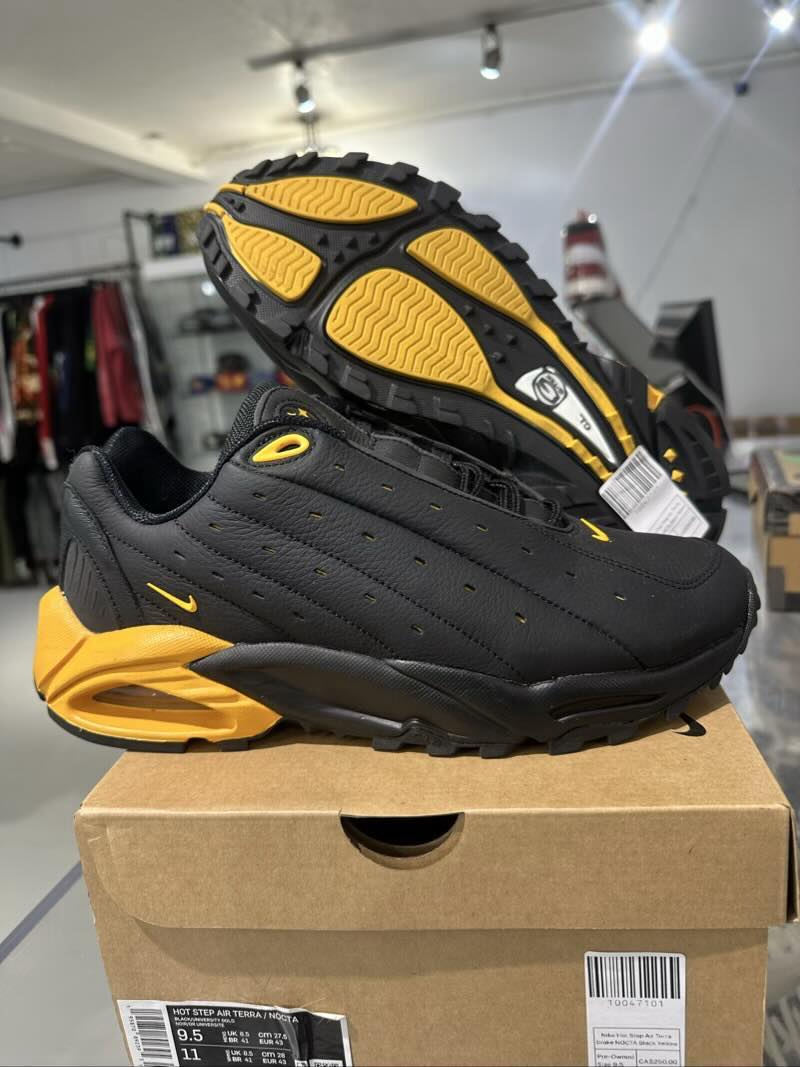 Nike Hot Step Air Terra Drake NOCTA Black Yellow - Pre-Owned Size 9.5