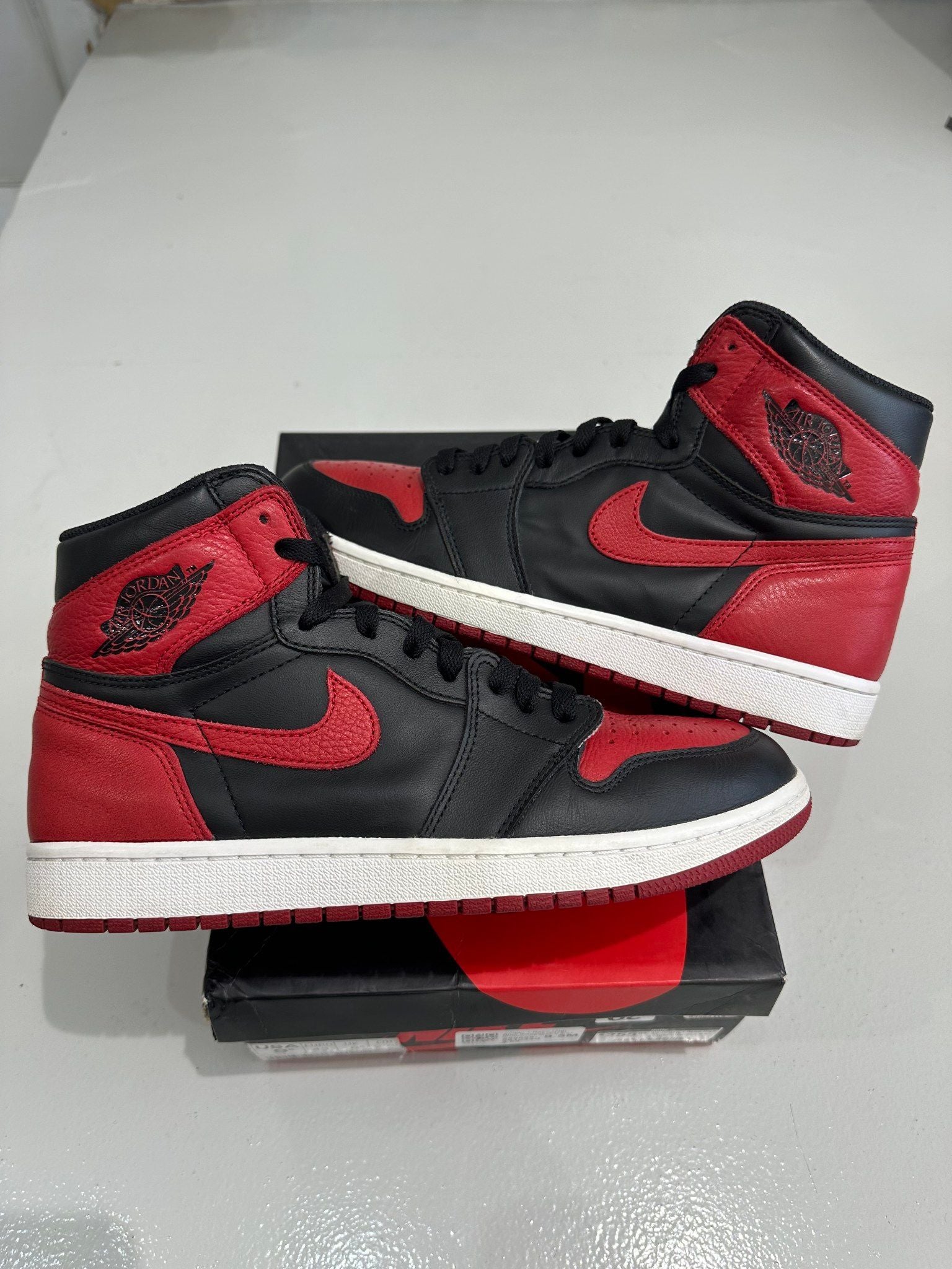 Jordan 1 Retro High Bred Banned (2016) 2 - Pre-Owned Size 9.5