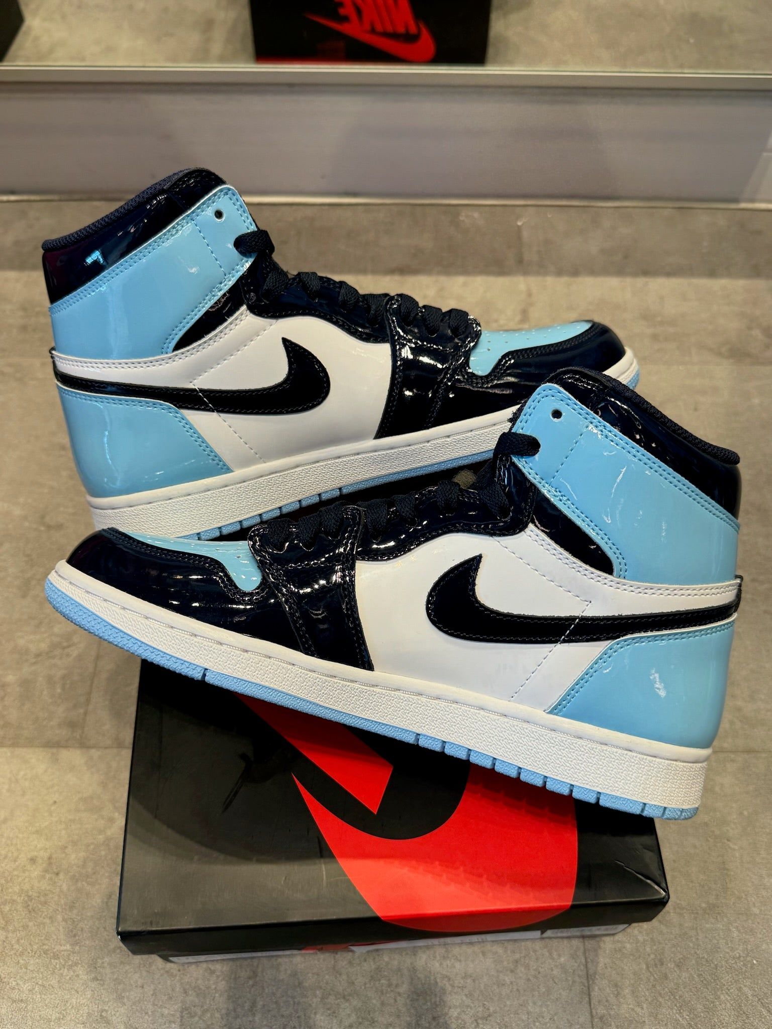 Jordan 1 Retro High UNC Patent (W) - Pre-Owned Size 7.5