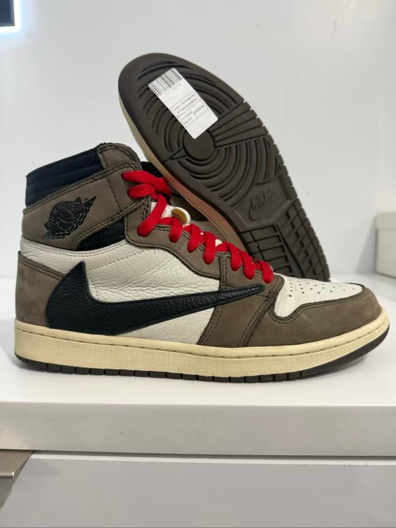 Jordan 1 Retro High OG SP Travis Scott Mocha - Pre-Owned Size 9.5 (No original box)