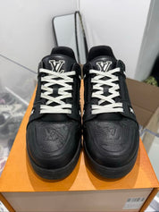 Louis Vuitton Trainer Black Embossed Monogram - Pre-Owned Size 10.5