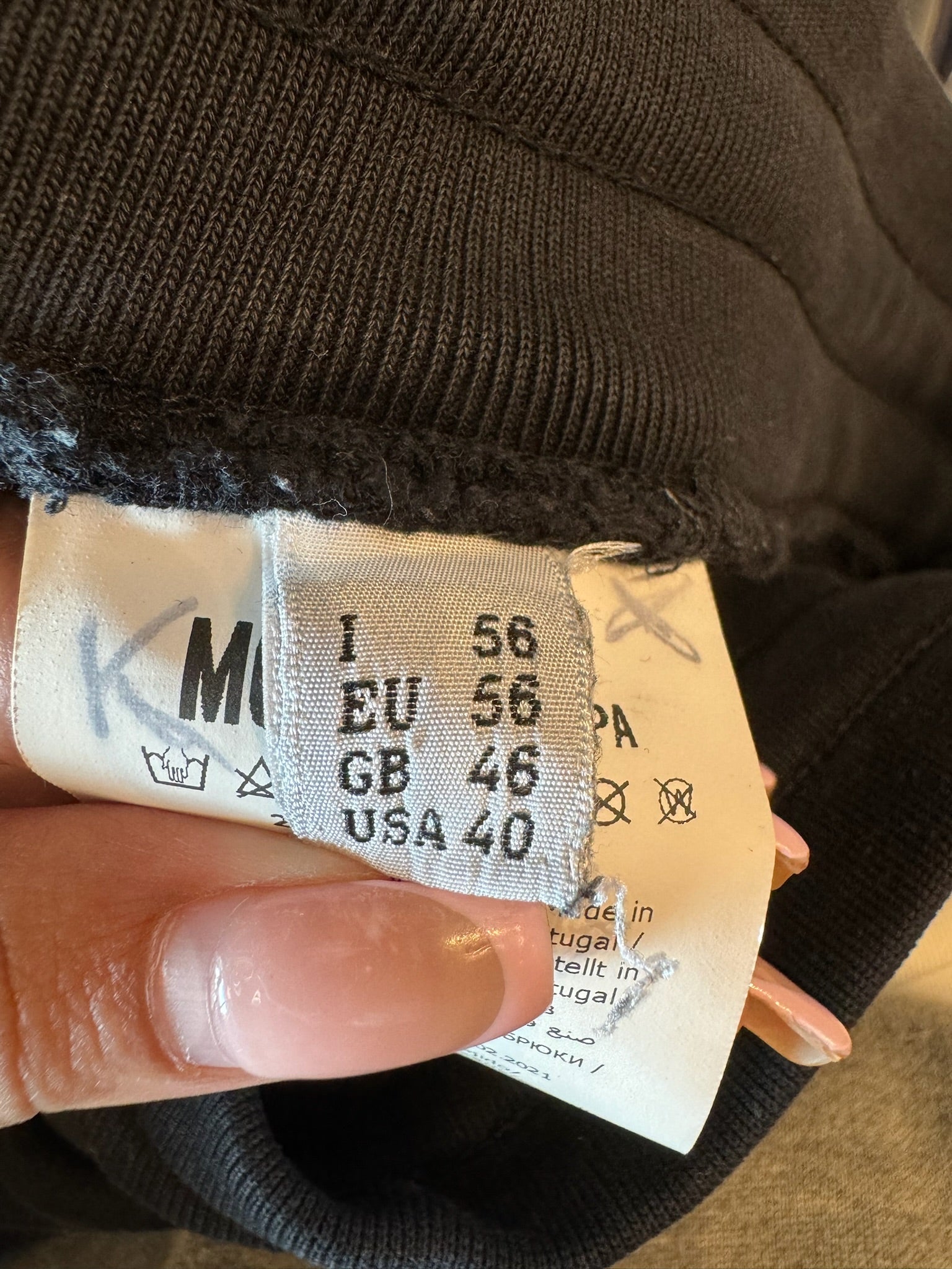 Moschino Double ? Milano Shorts Black (Preowned) - Pre-Owned