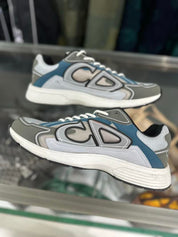 Dior B30 Light Blue Gray White - Pre-Owned Size 11 (No original box)