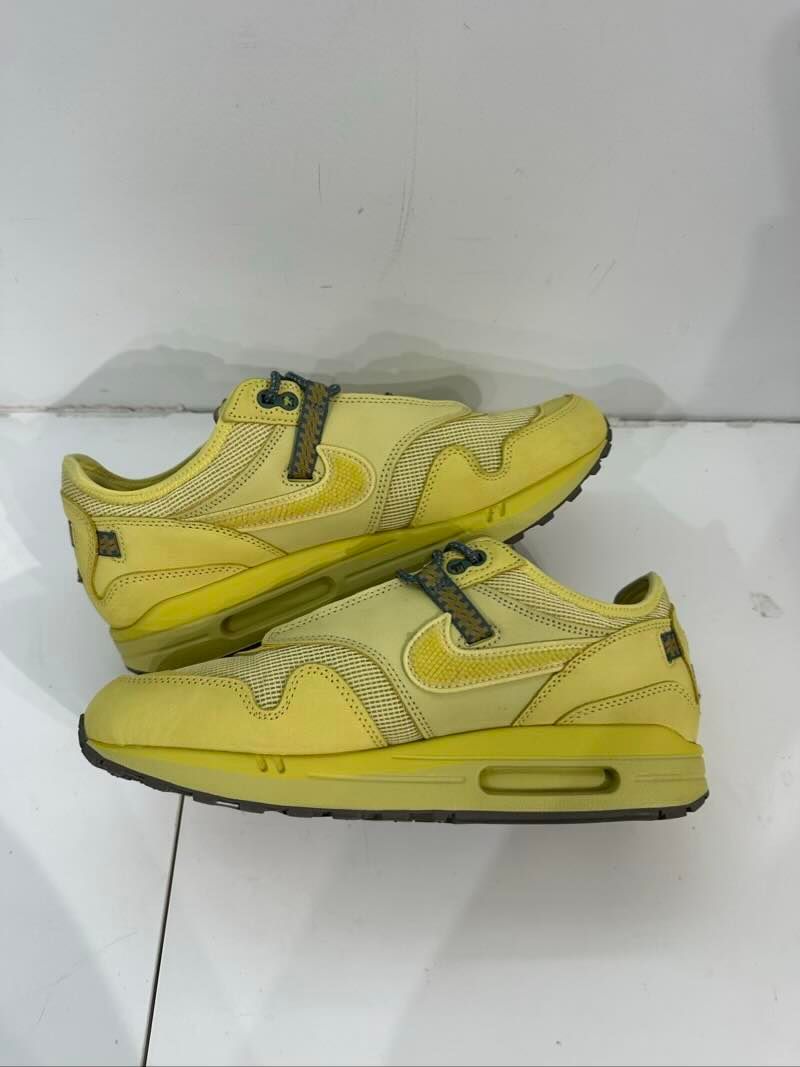 Nike Air Max 1 Travis Scott Cactus Jack Saturn Gold - Pre-Owned Size 9.5