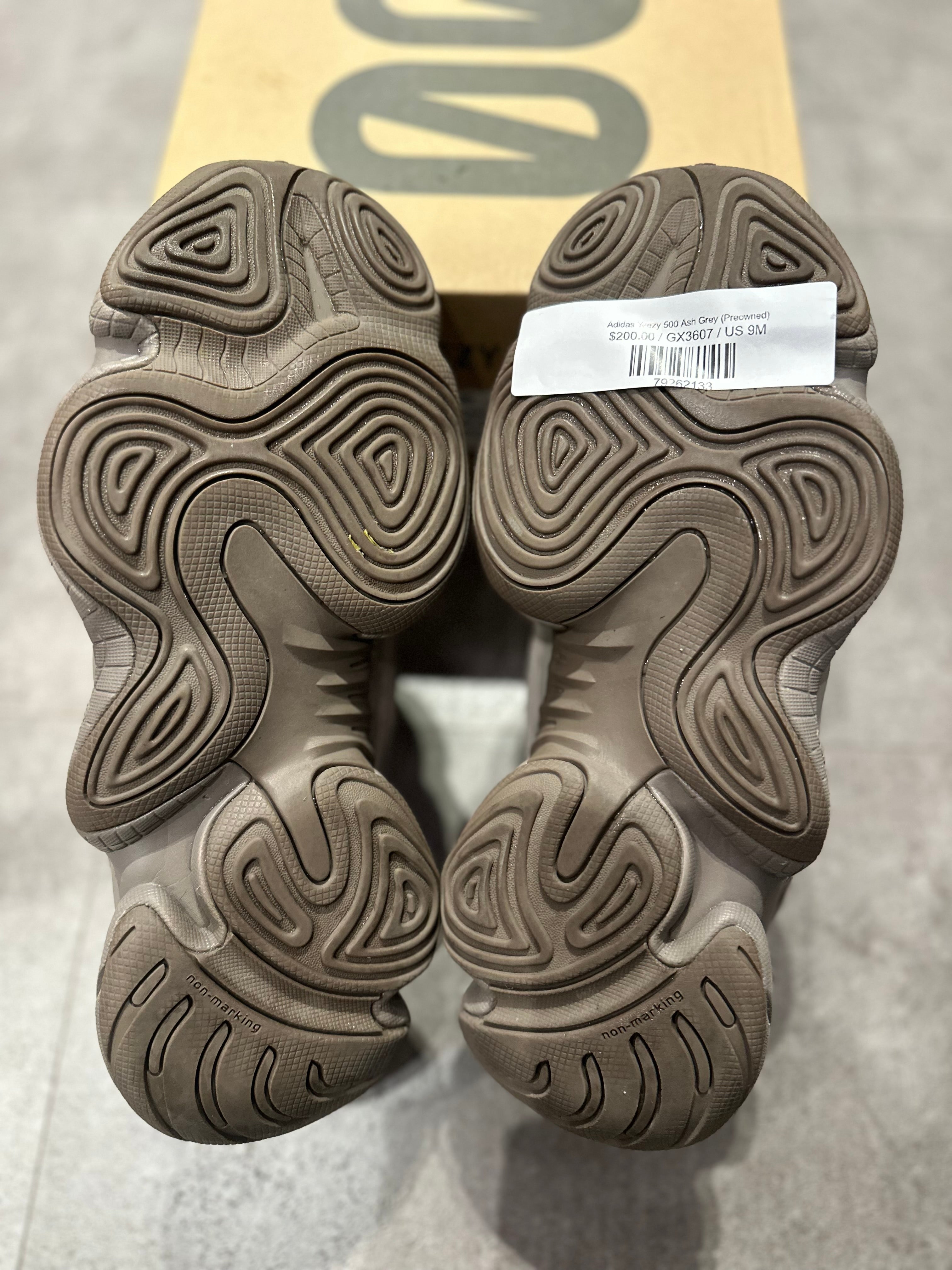 Adidas Yeezy 500 Ash Grey - Pre-Owned Size 9