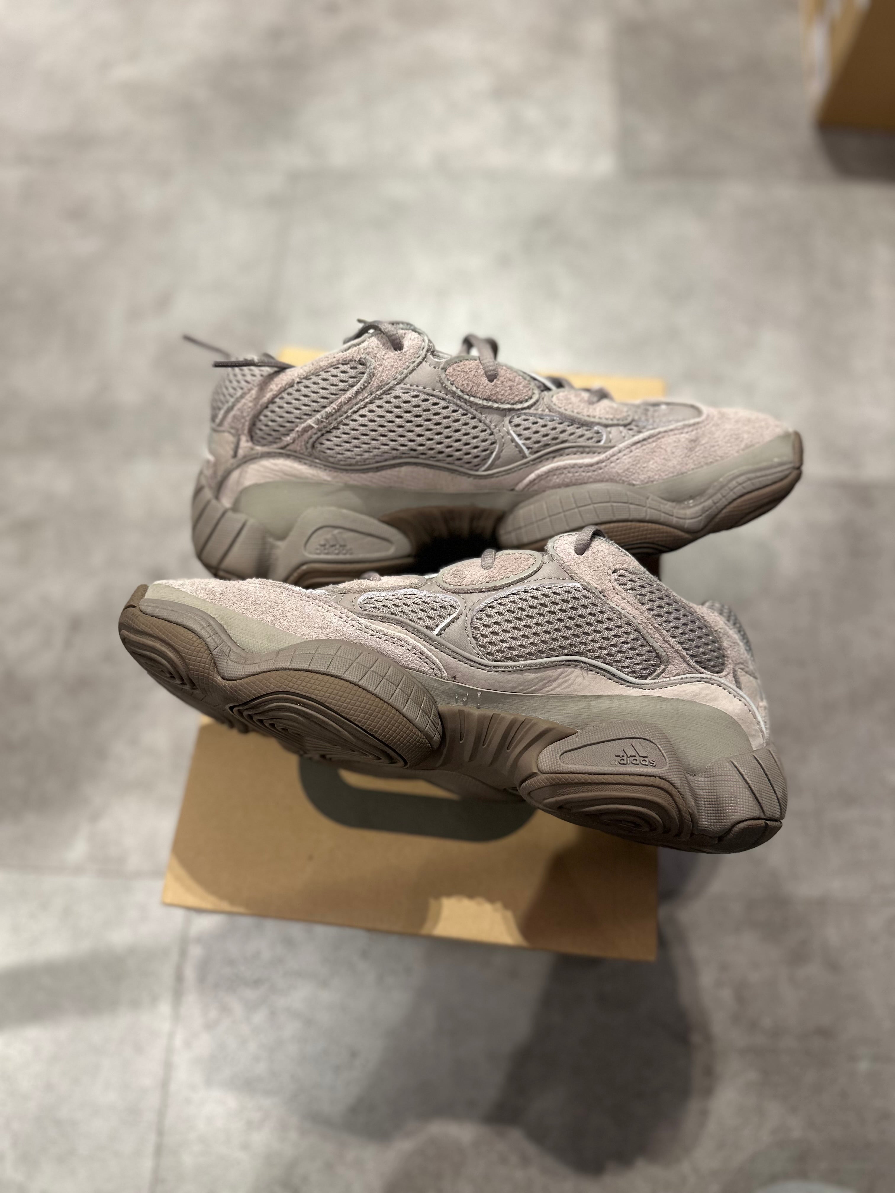 Adidas Yeezy 500 Ash Grey - Pre-Owned Size 9.5