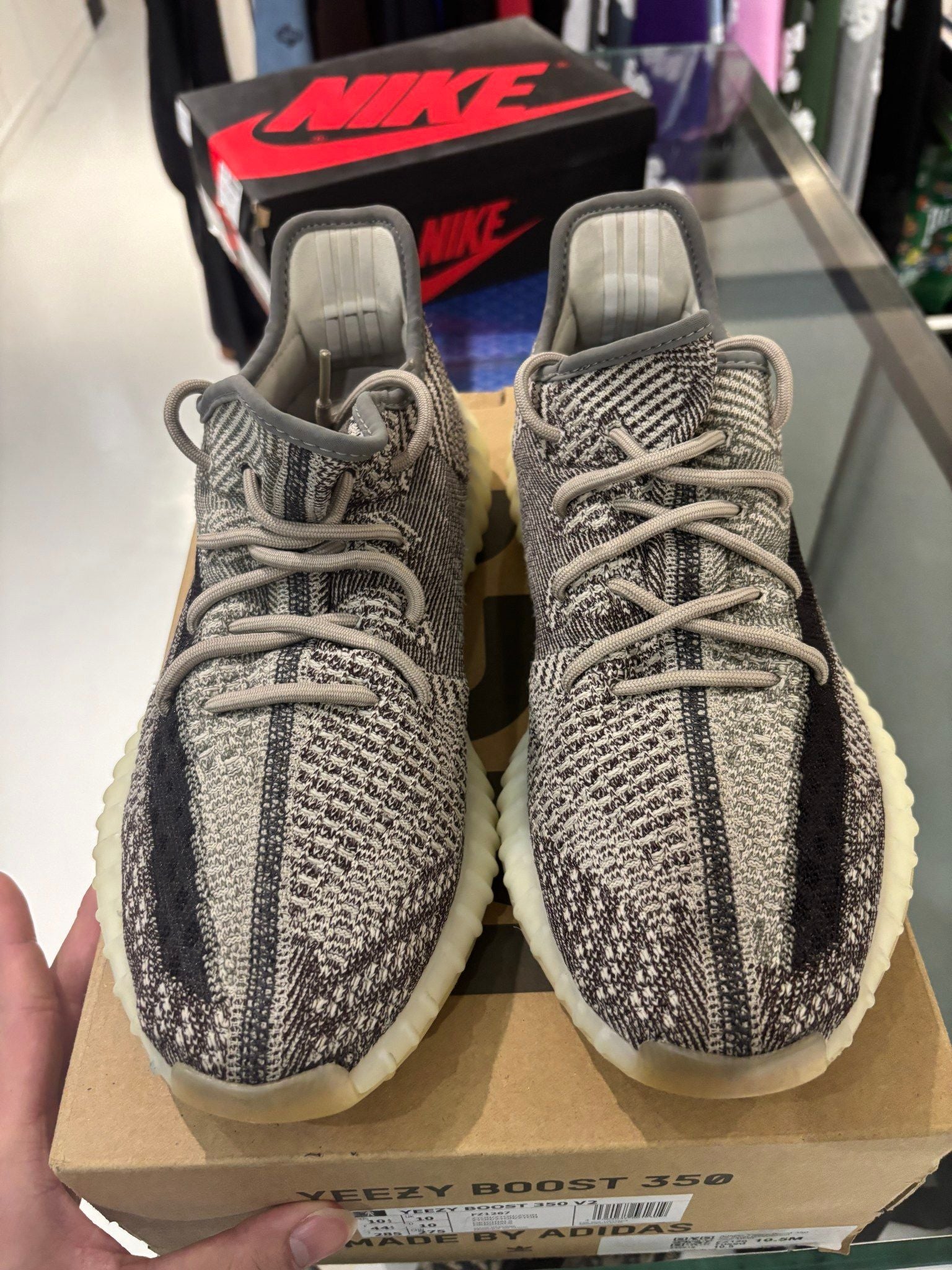 Adidas Yeezy Boost 350 V2 Zyon - Pre-Owned Size 10.5