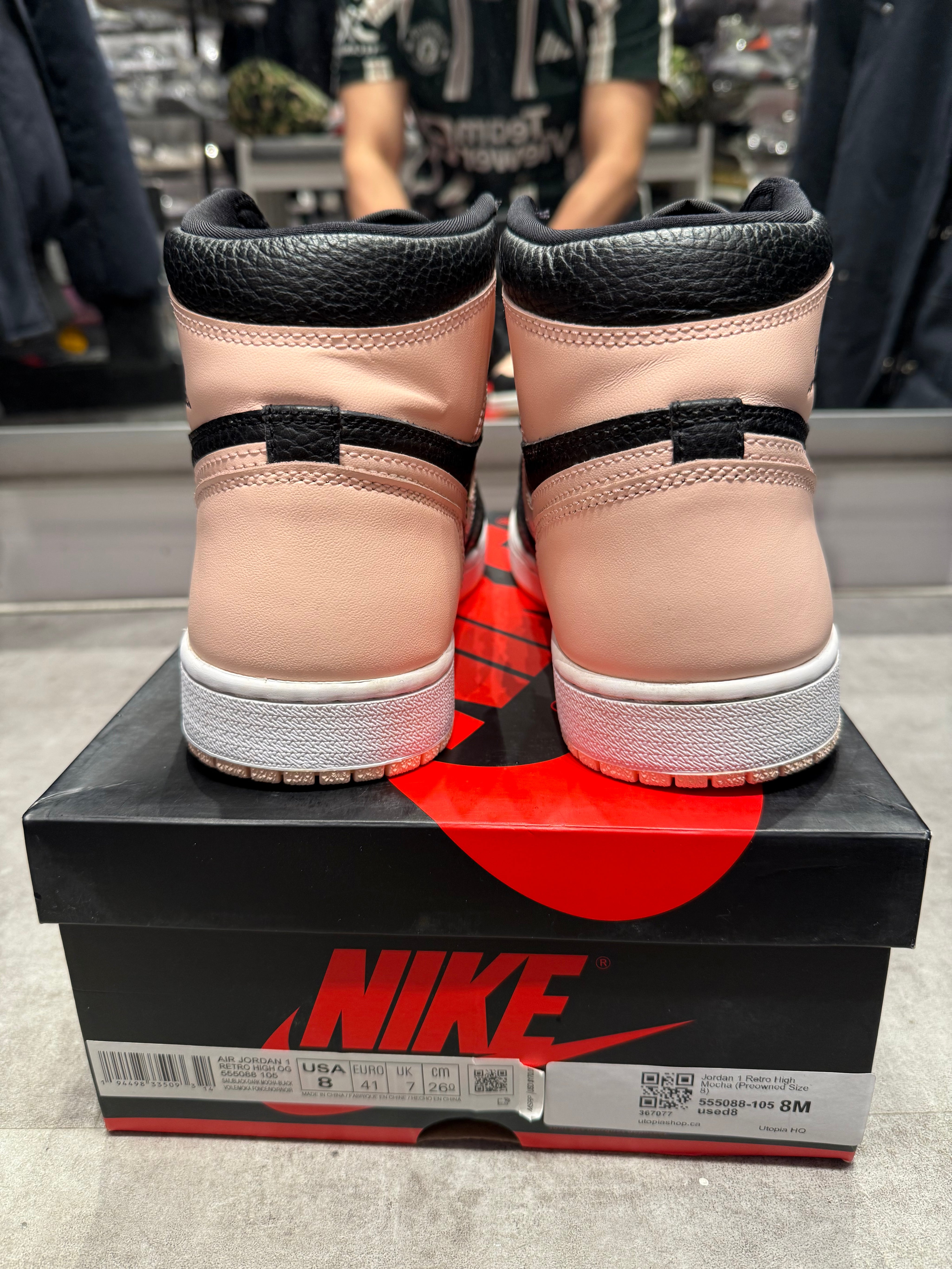 Jordan 1 Retro High Crimson Tint (Preowned Size 8.5)