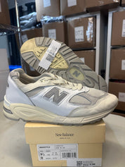New Balance 990v2 MiUSA Teddy Santis Sea Salt - Pre-Owned Size 9.5