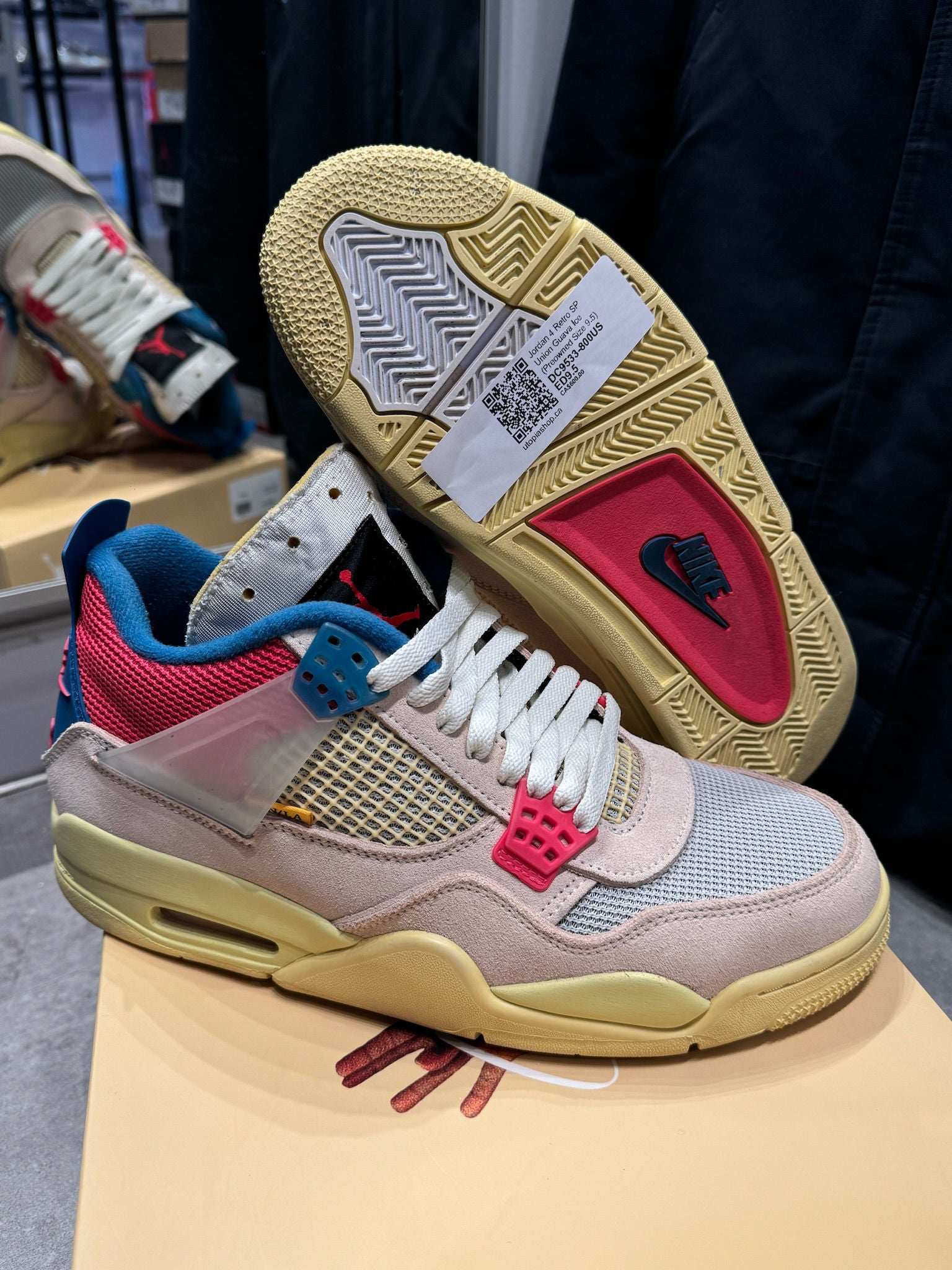 Jordan 4 Retro SP Union Guava Ice - Pre-Owned Size 9.5