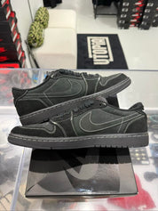 Jordan 1 Retro Low OG SP Travis Scott Black Phantom - Lightly Pre-Owned Size 11M