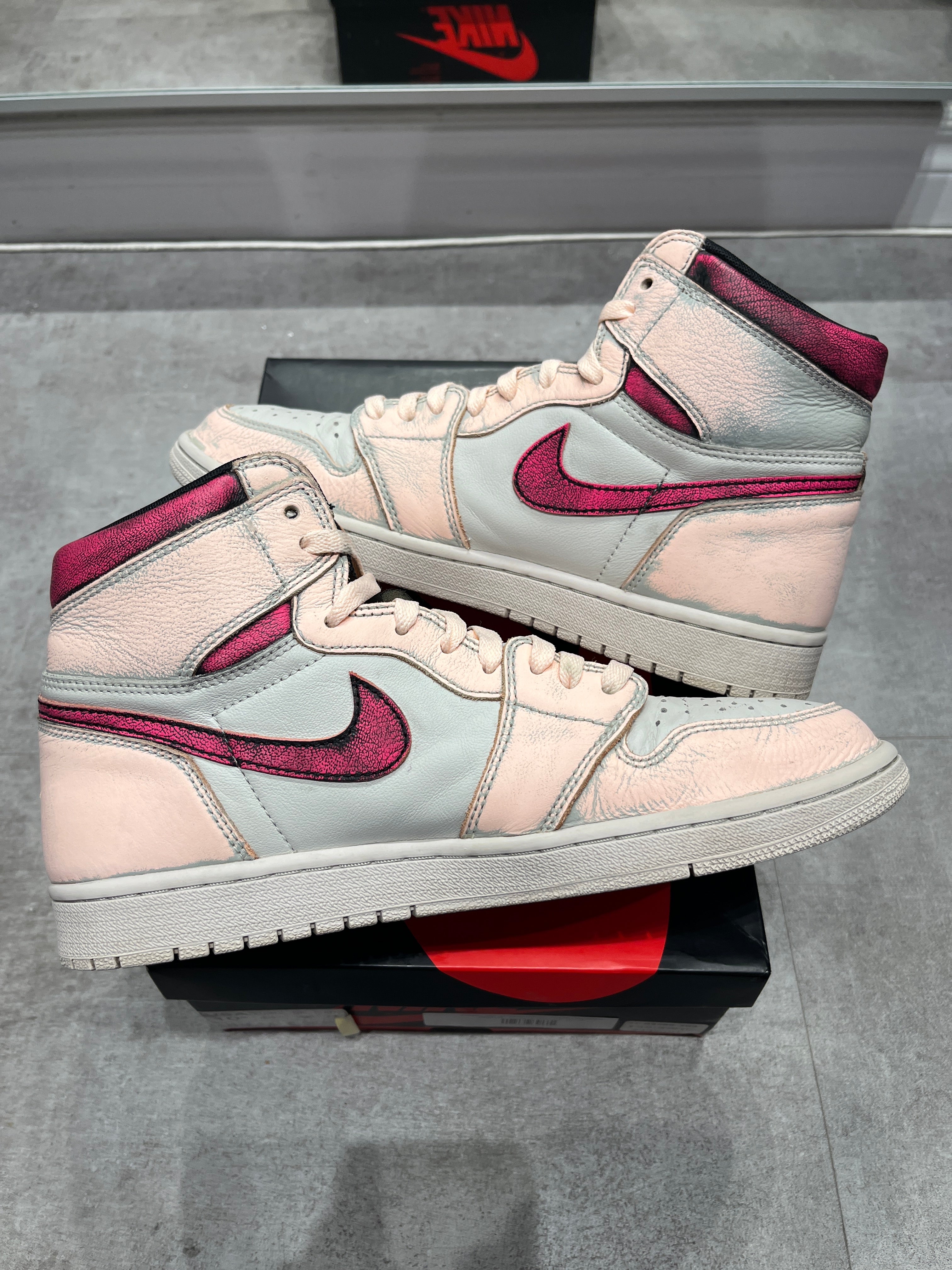 Jordan 1 nyc store to paris pink