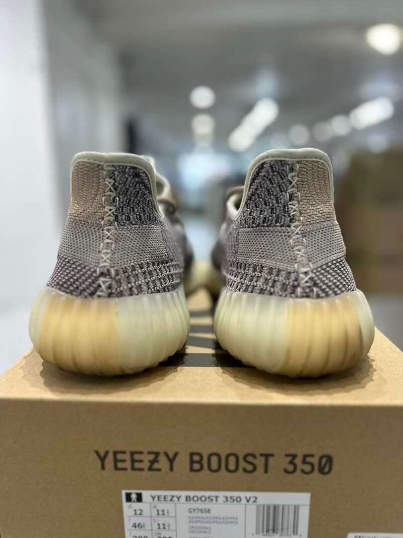 Adidas Yeezy Boost 350 V2 Ash Pearl - Pre-Owned Size 12