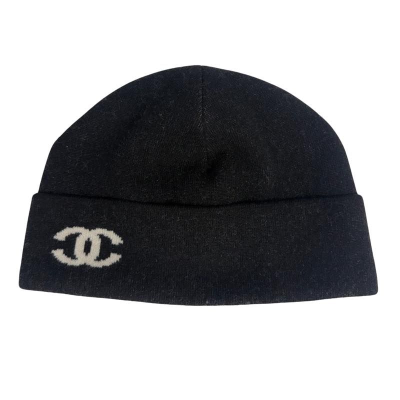 Chanel Cashmere Beanie Black - Lightly Pre-Owned